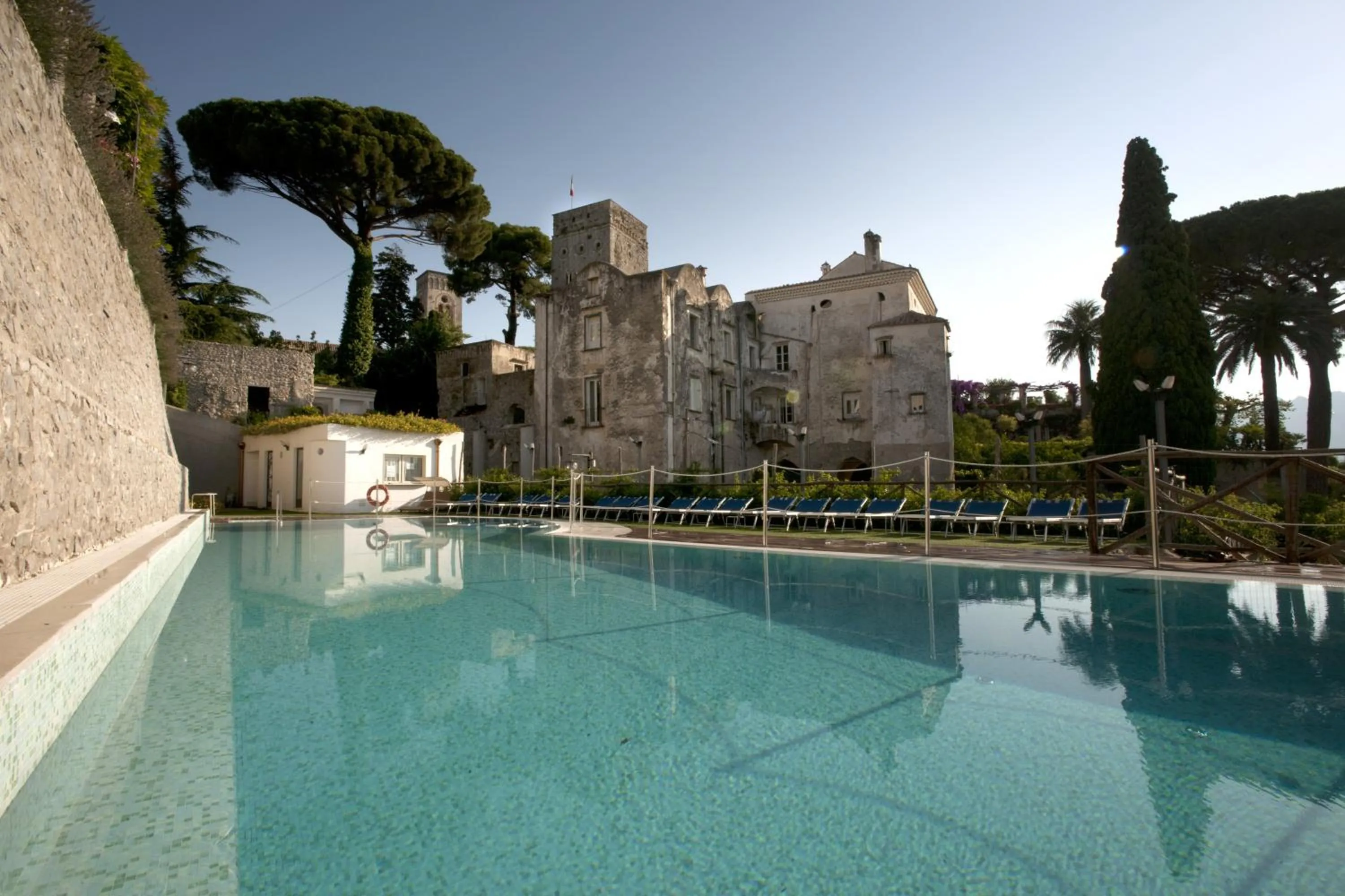 Swimming pool in Hotel Rufolo