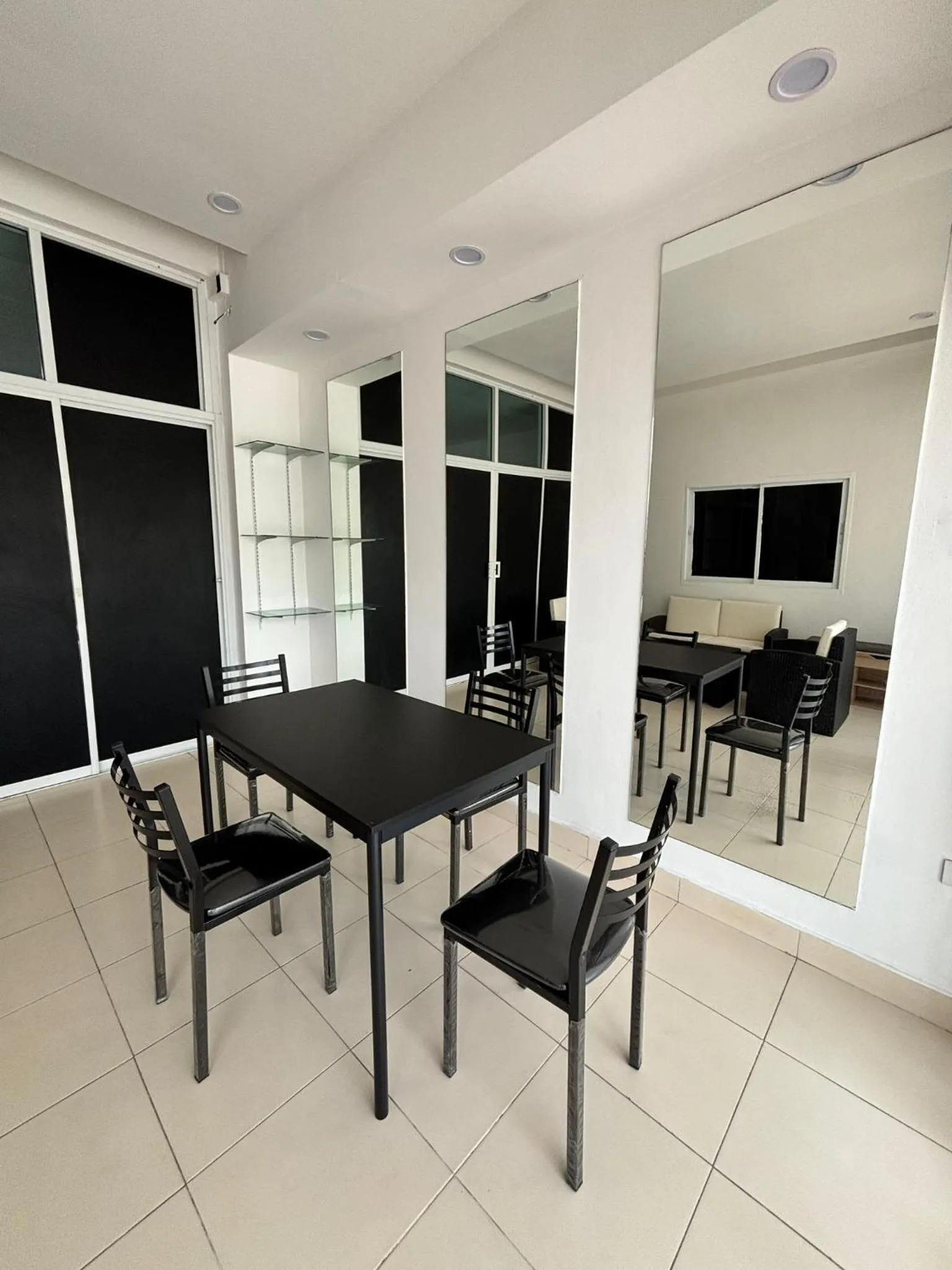 Dining area in K2 Seaside Suites