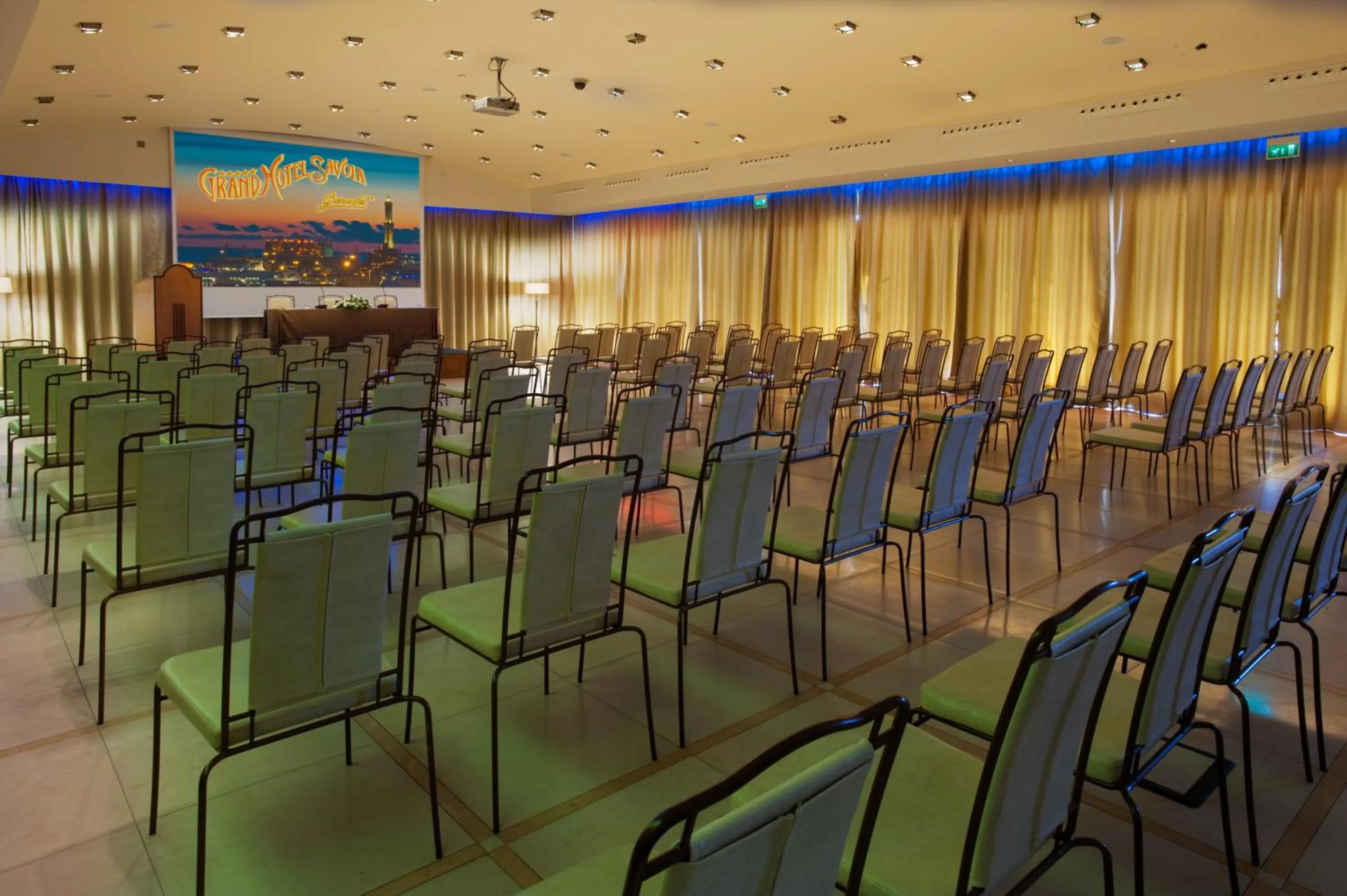 Business facilities in Grand Hotel Savoia