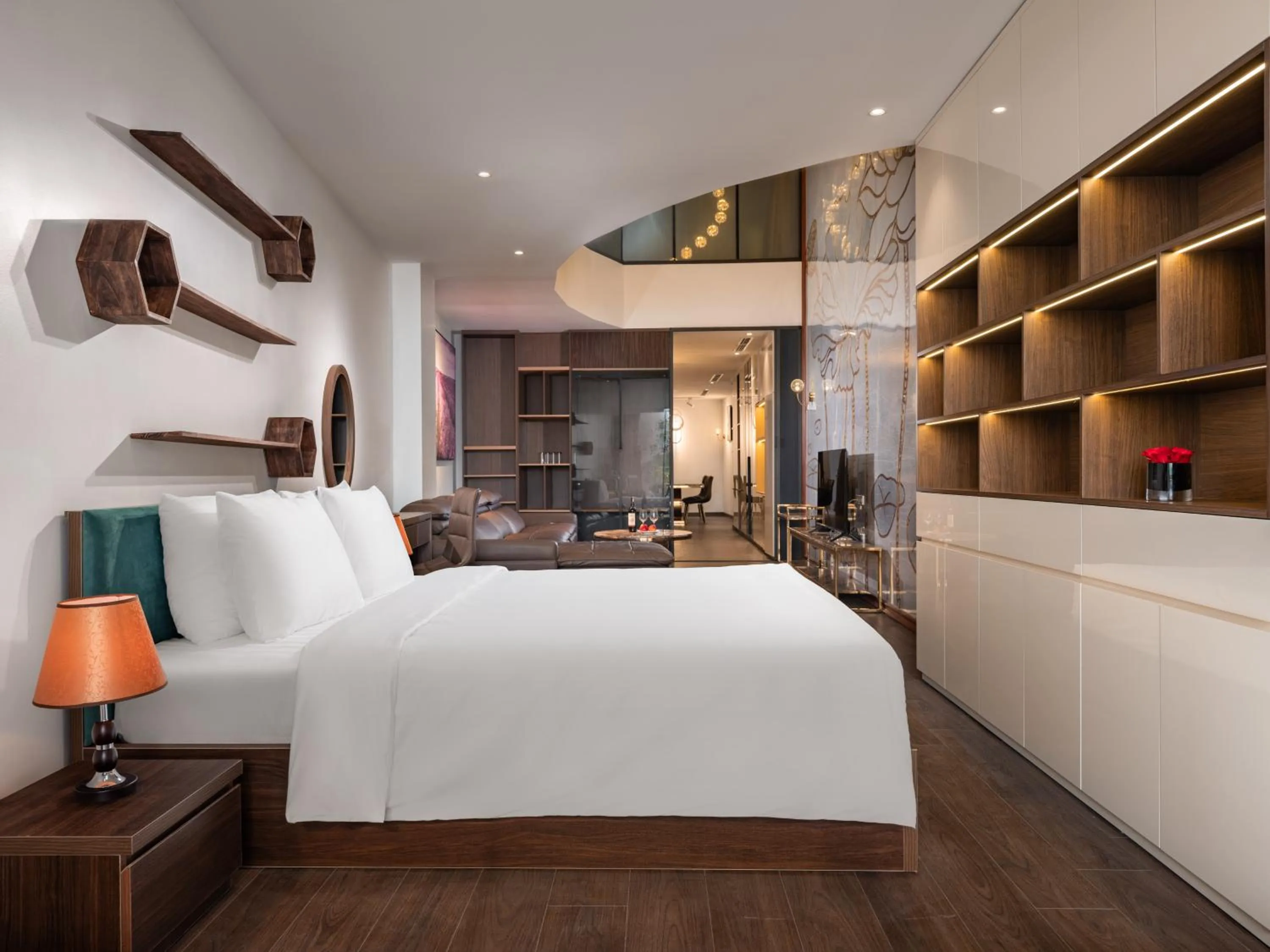 Bed in MoonLight Tay Ho