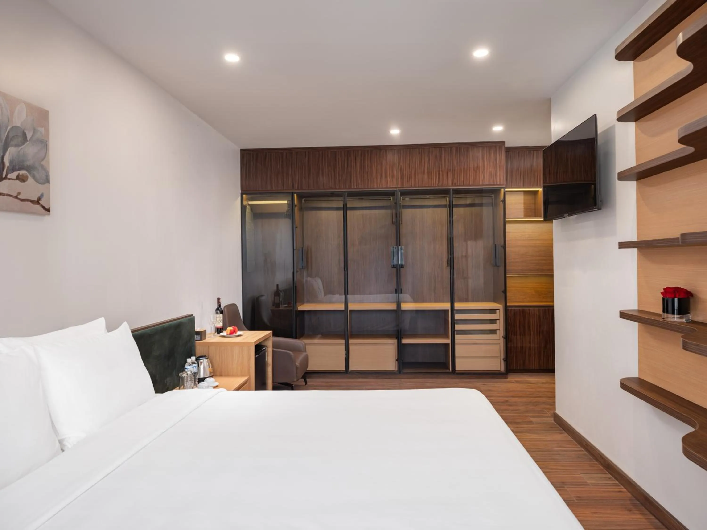 Bed in MoonLight Tay Ho