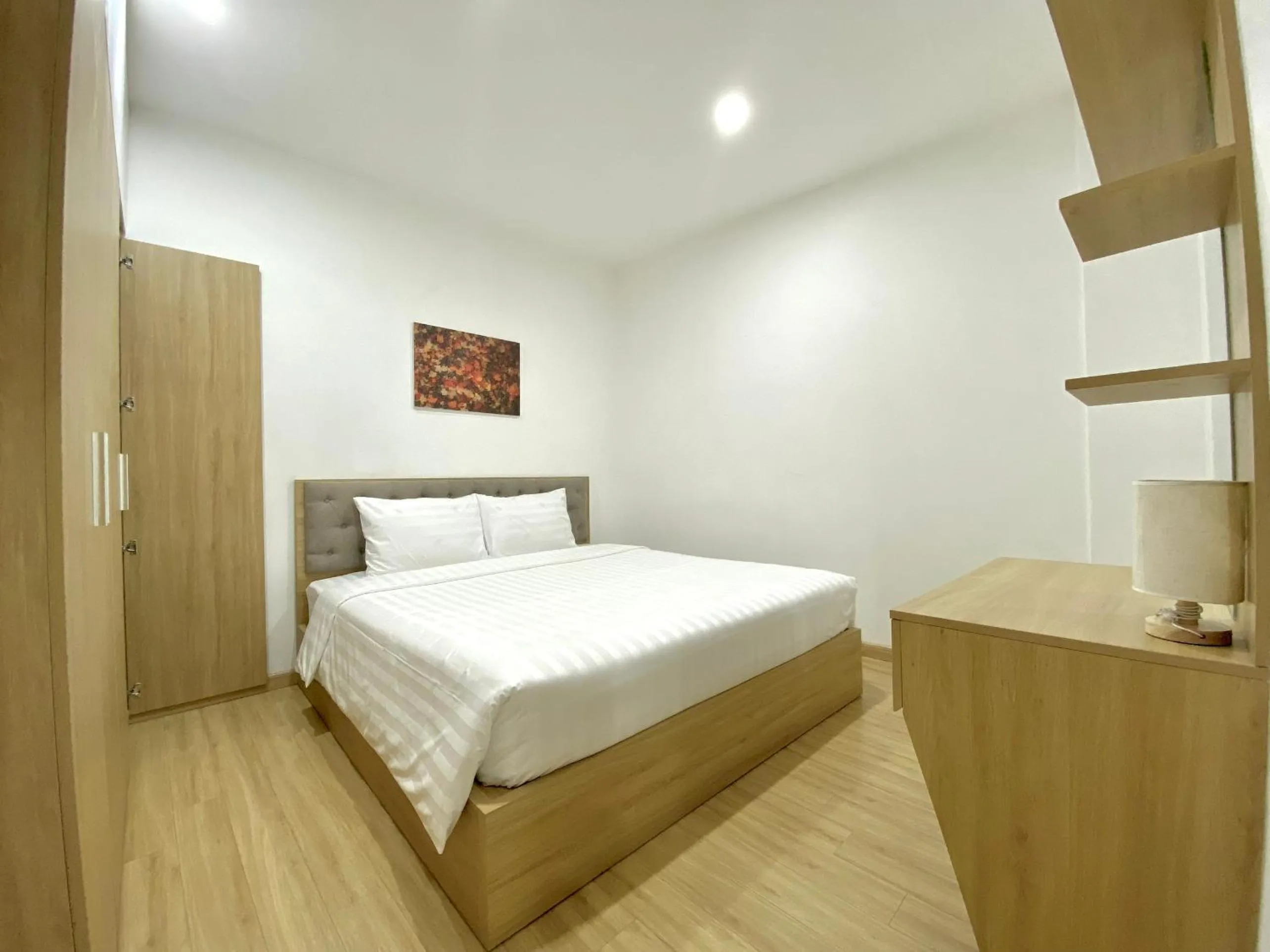 Bed in MoonLight Tay Ho