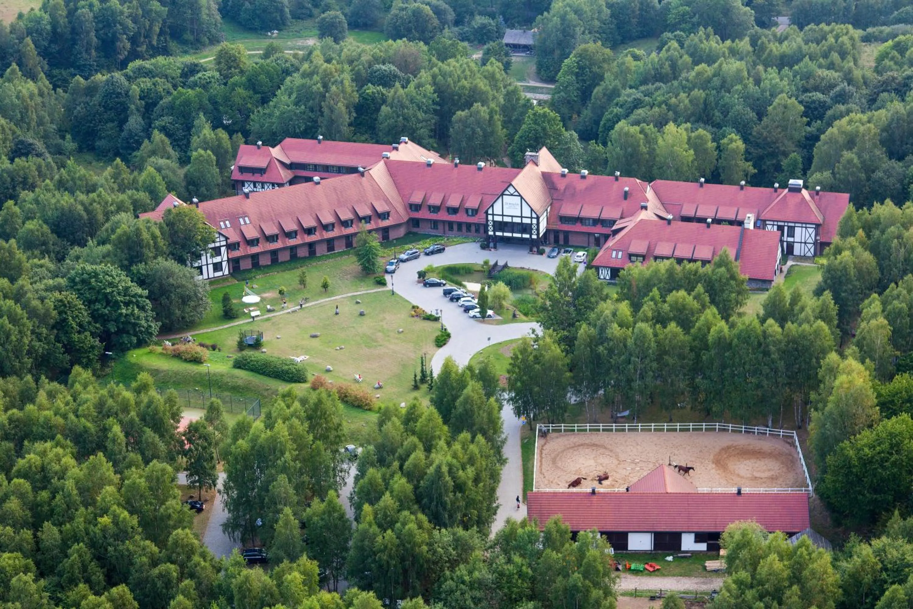 Neighbourhood in Hotel SPA Dr Irena Eris Wzgórza Dylewskie