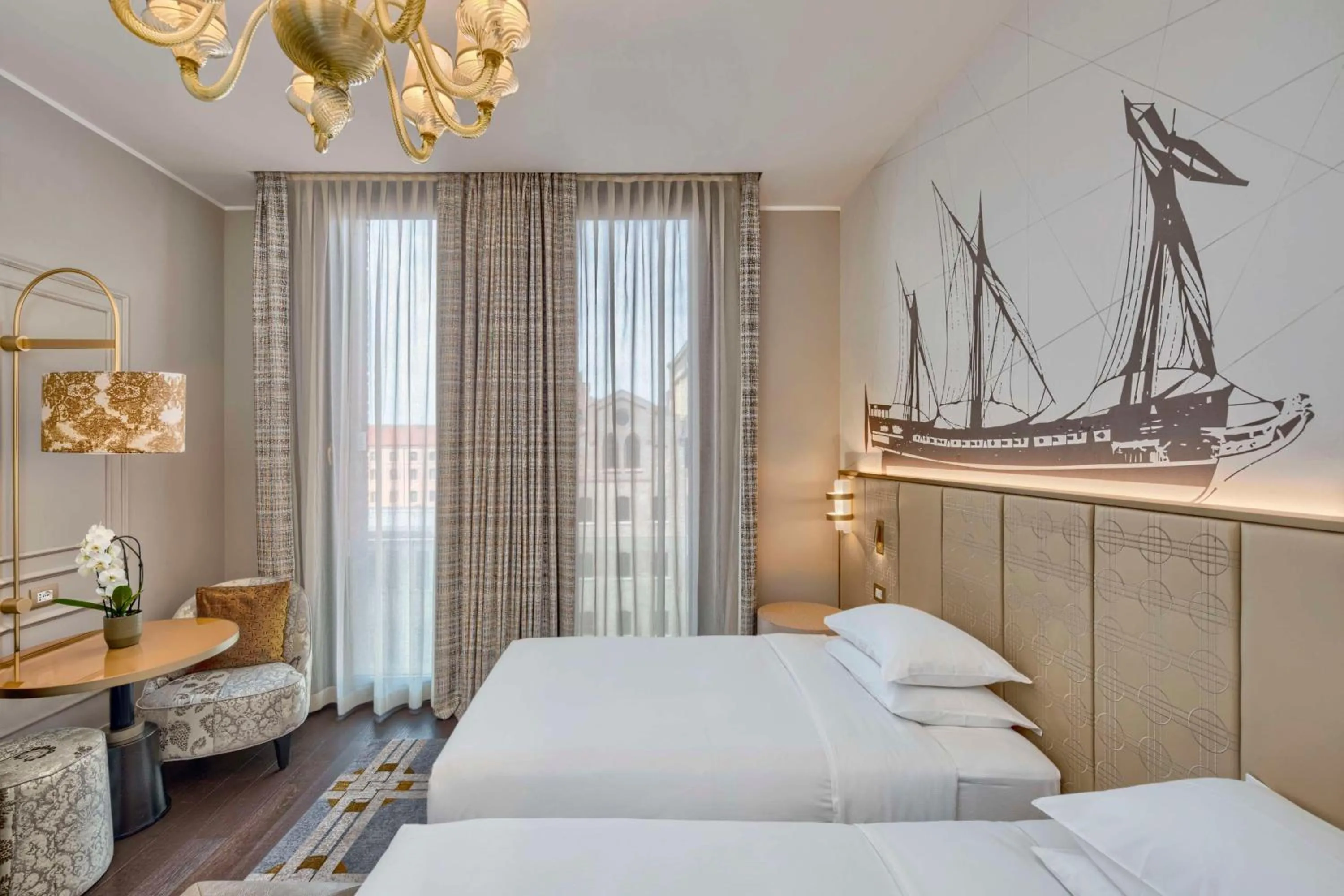 Bedroom, Bed in Hilton Molino Stucky Venice