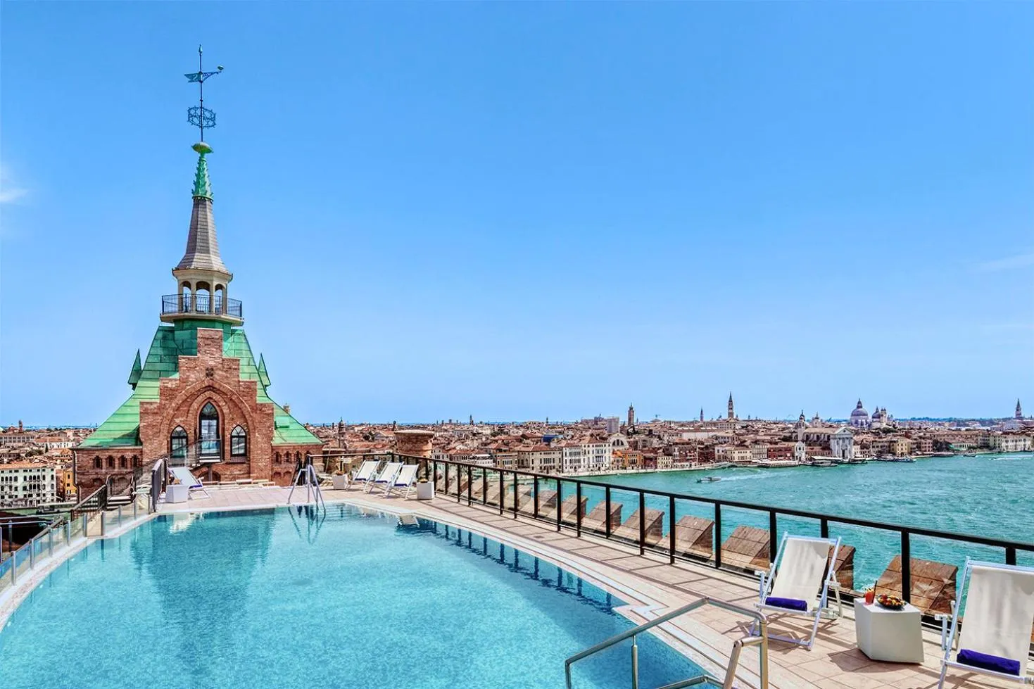 Swimming pool in Hilton Molino Stucky Venice
