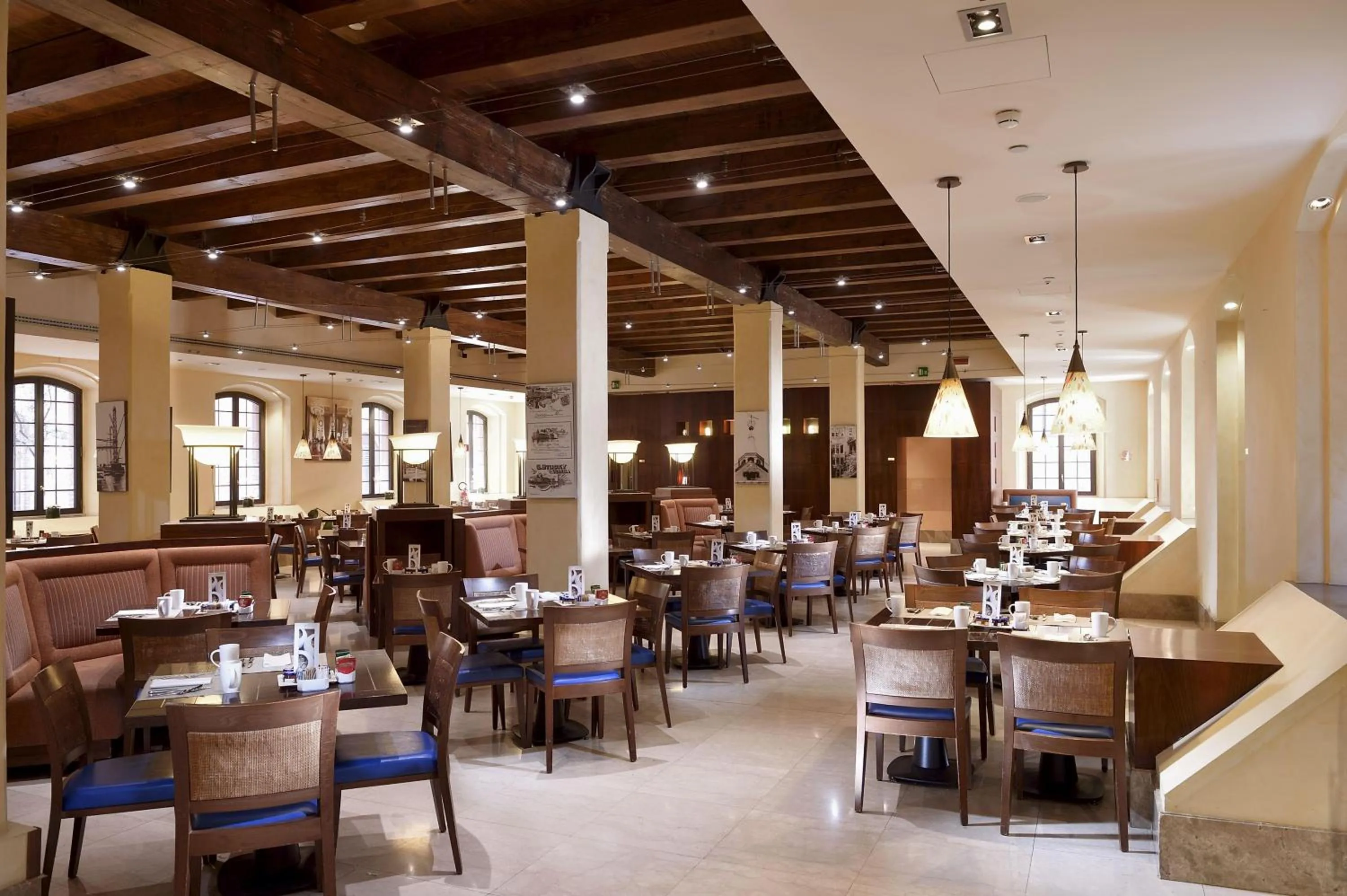 Breakfast in Hilton Molino Stucky Venice