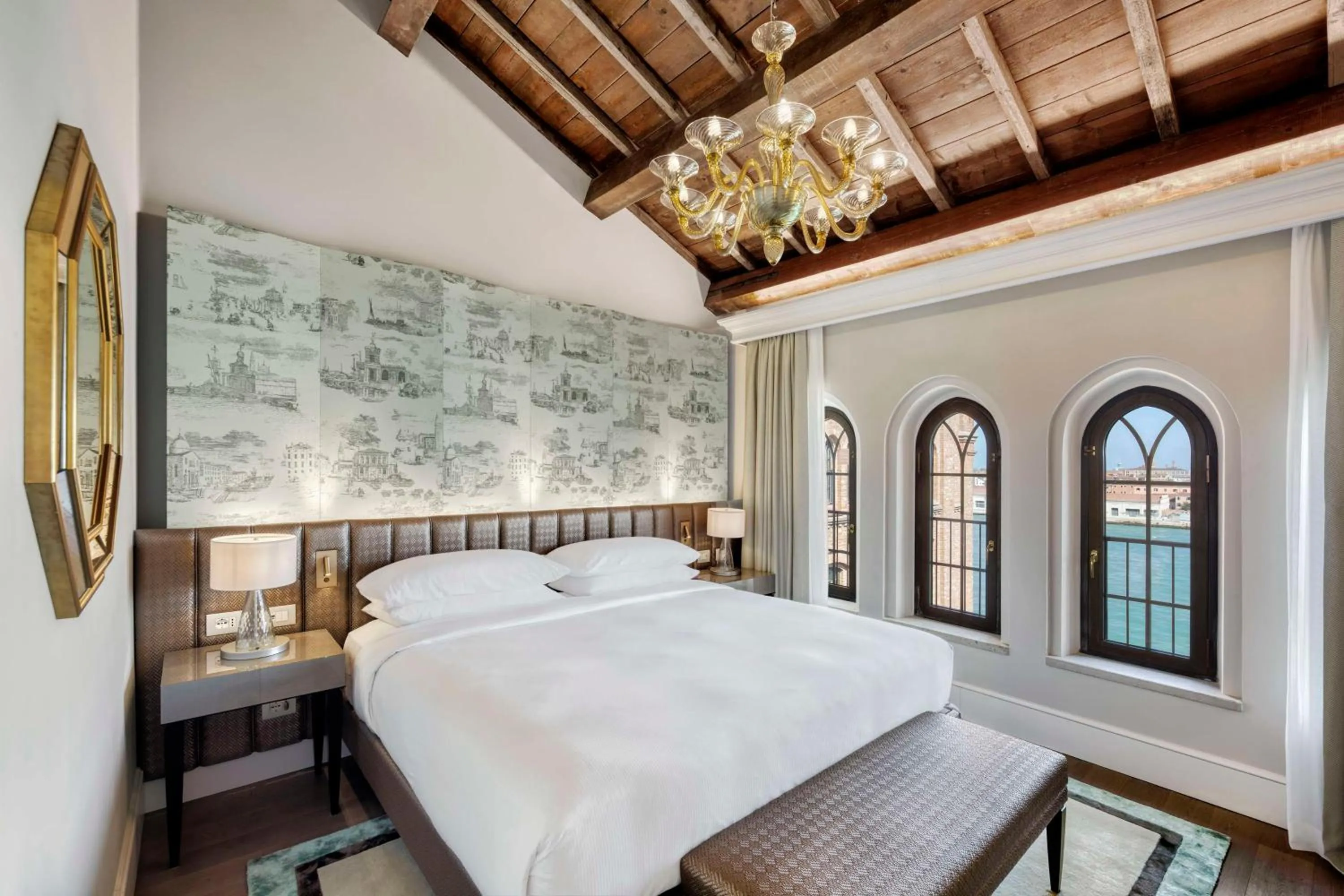 Bed in Hilton Molino Stucky Venice