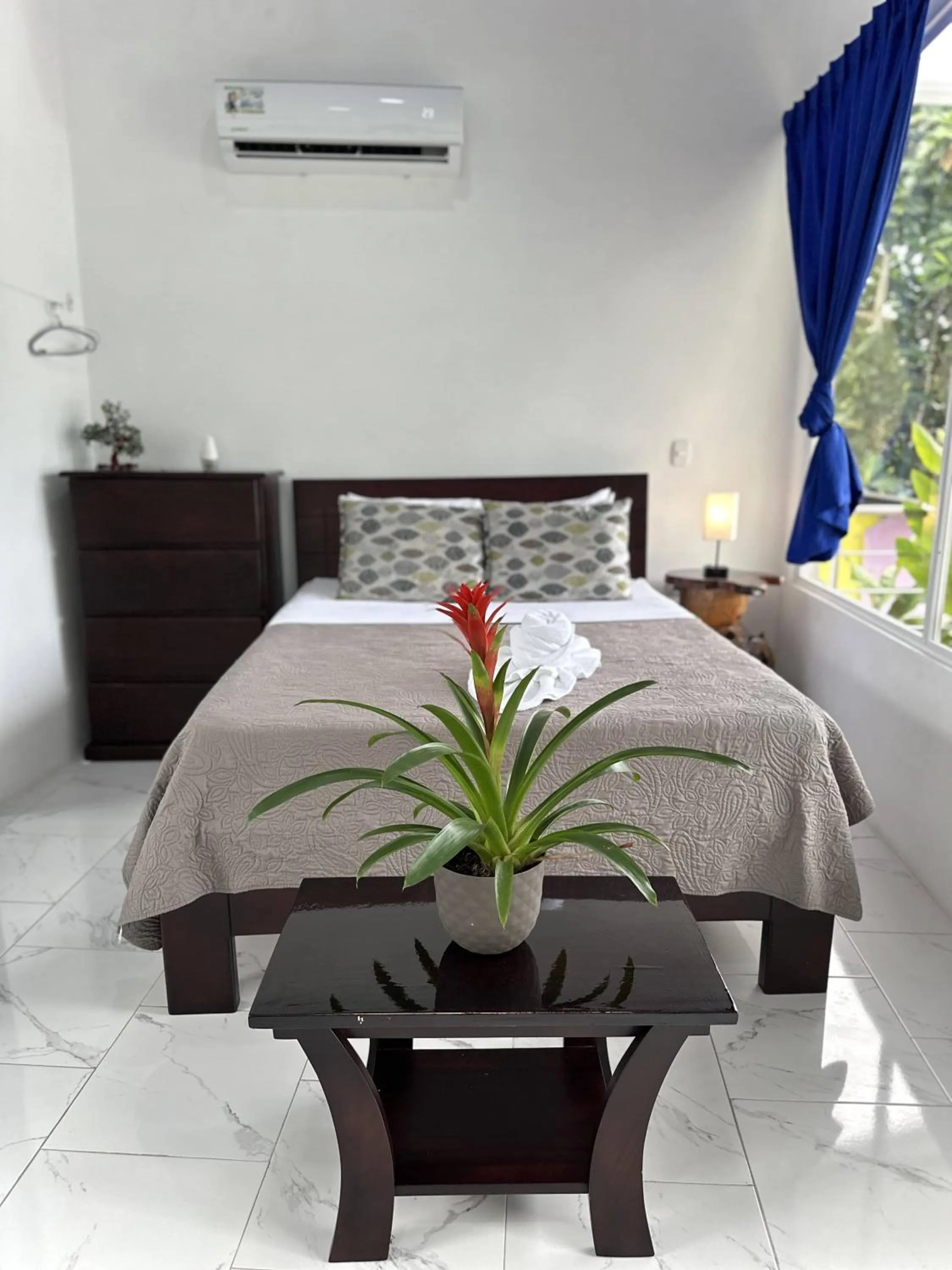 Bed in Hotel Serendipity