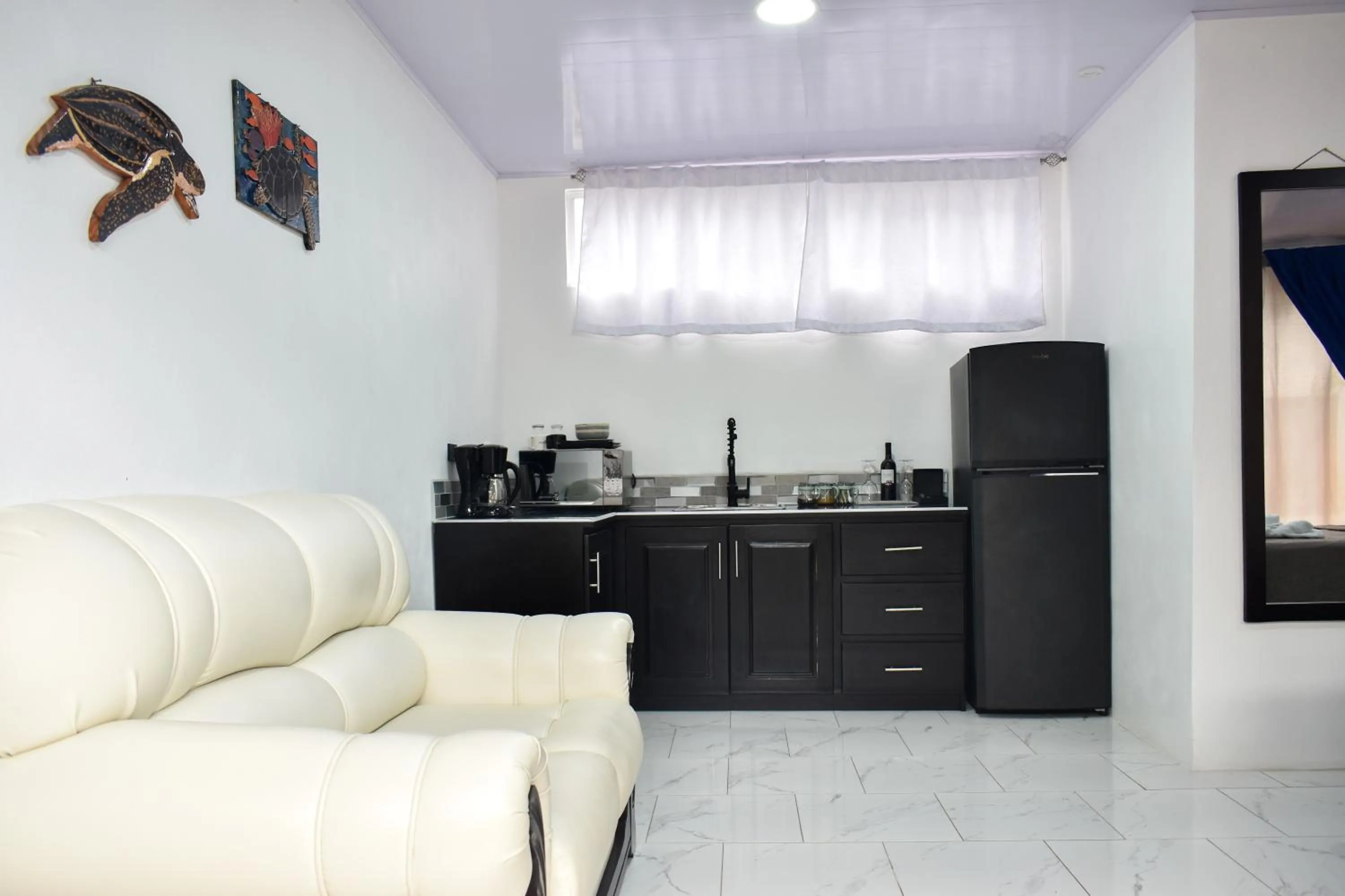 Kitchen or kitchenette in Hotel Serendipity