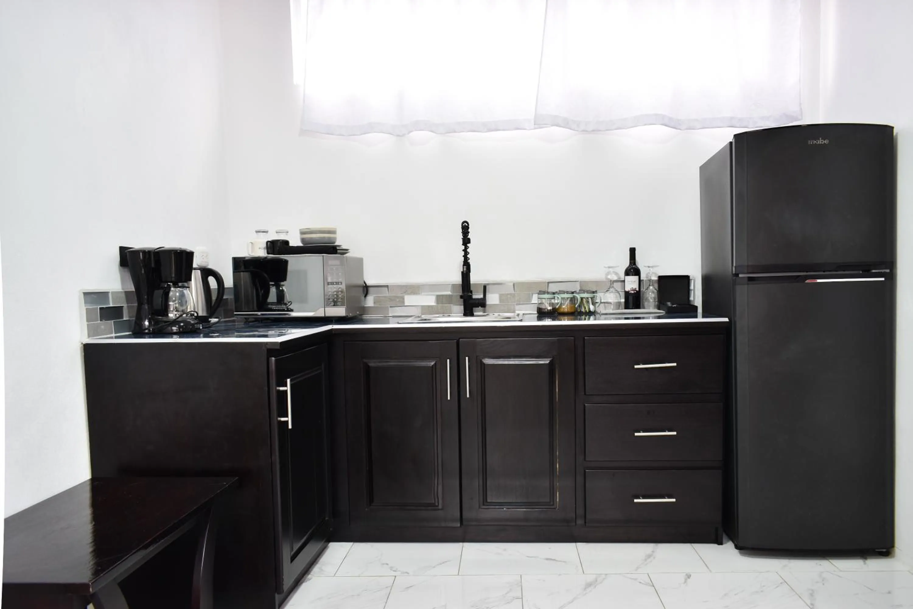 Coffee/tea facilities in Hotel Serendipity