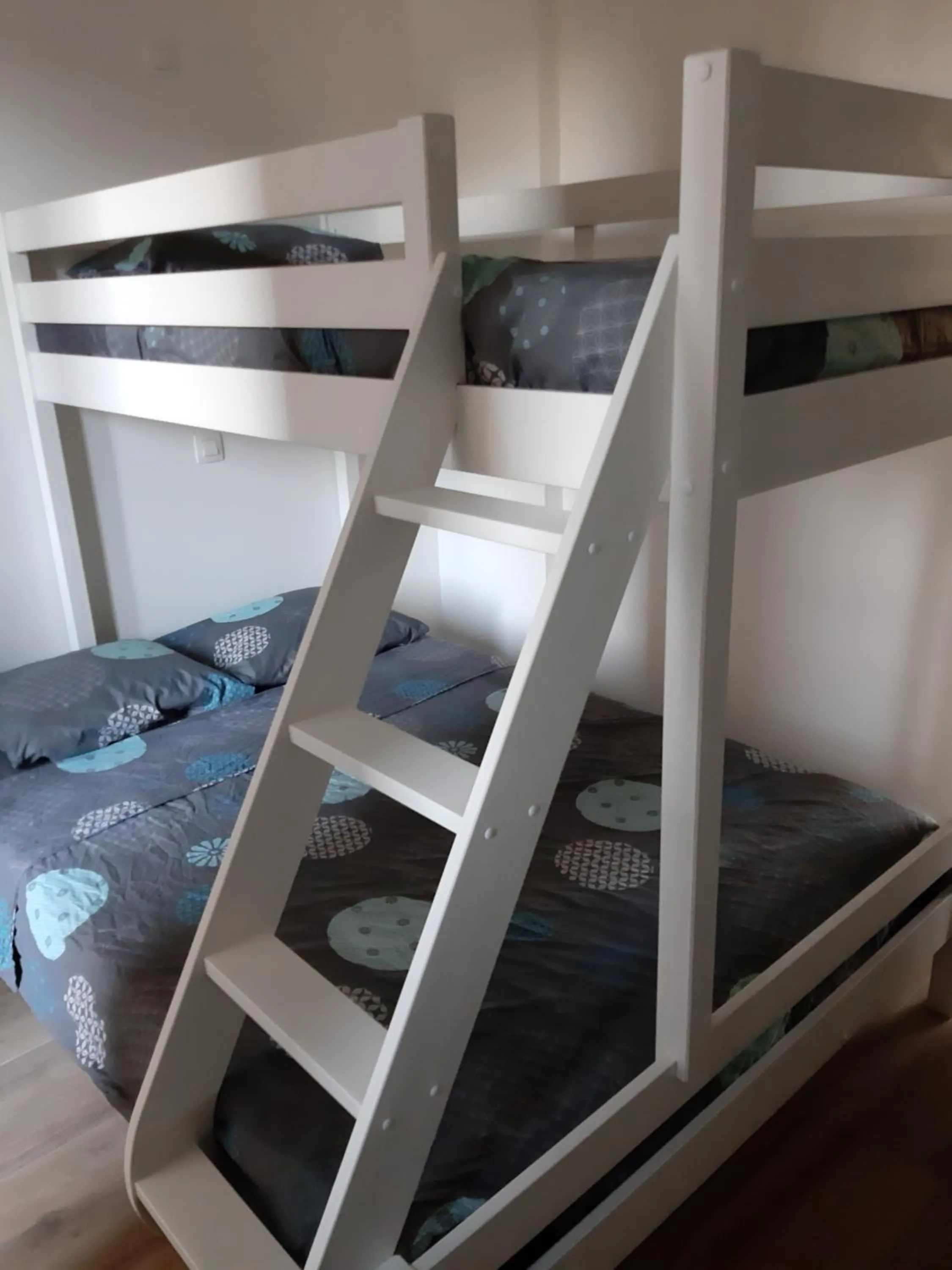 Bed in Novia - Op de zeedijk, parkeren mogelijk
