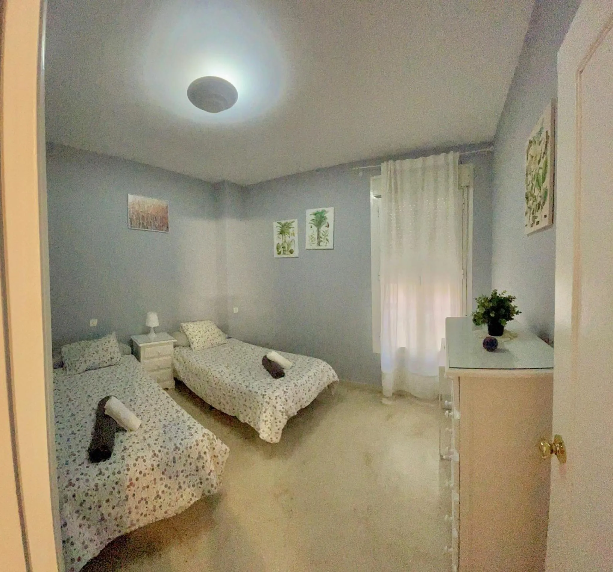 Photo of the whole room, Bed in Apartamento en los Jardines de Murillo
