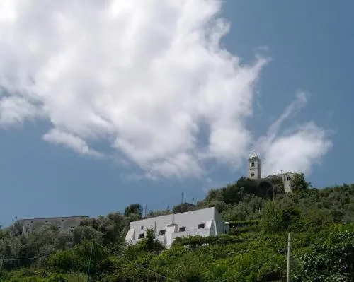 Facade/entrance in Villa Rina
