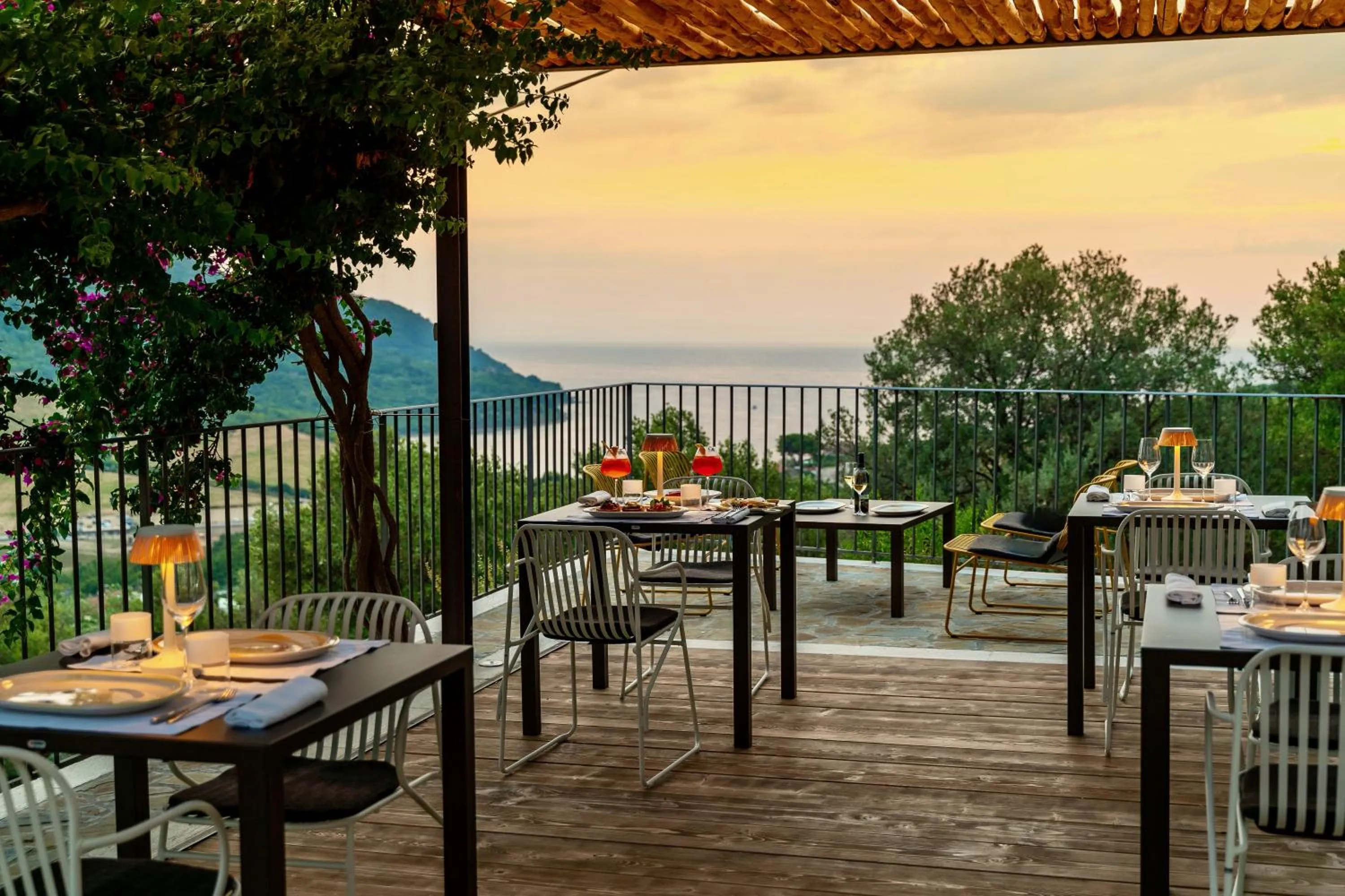 Restaurant/places to eat in B&B Baia Di Trentova
