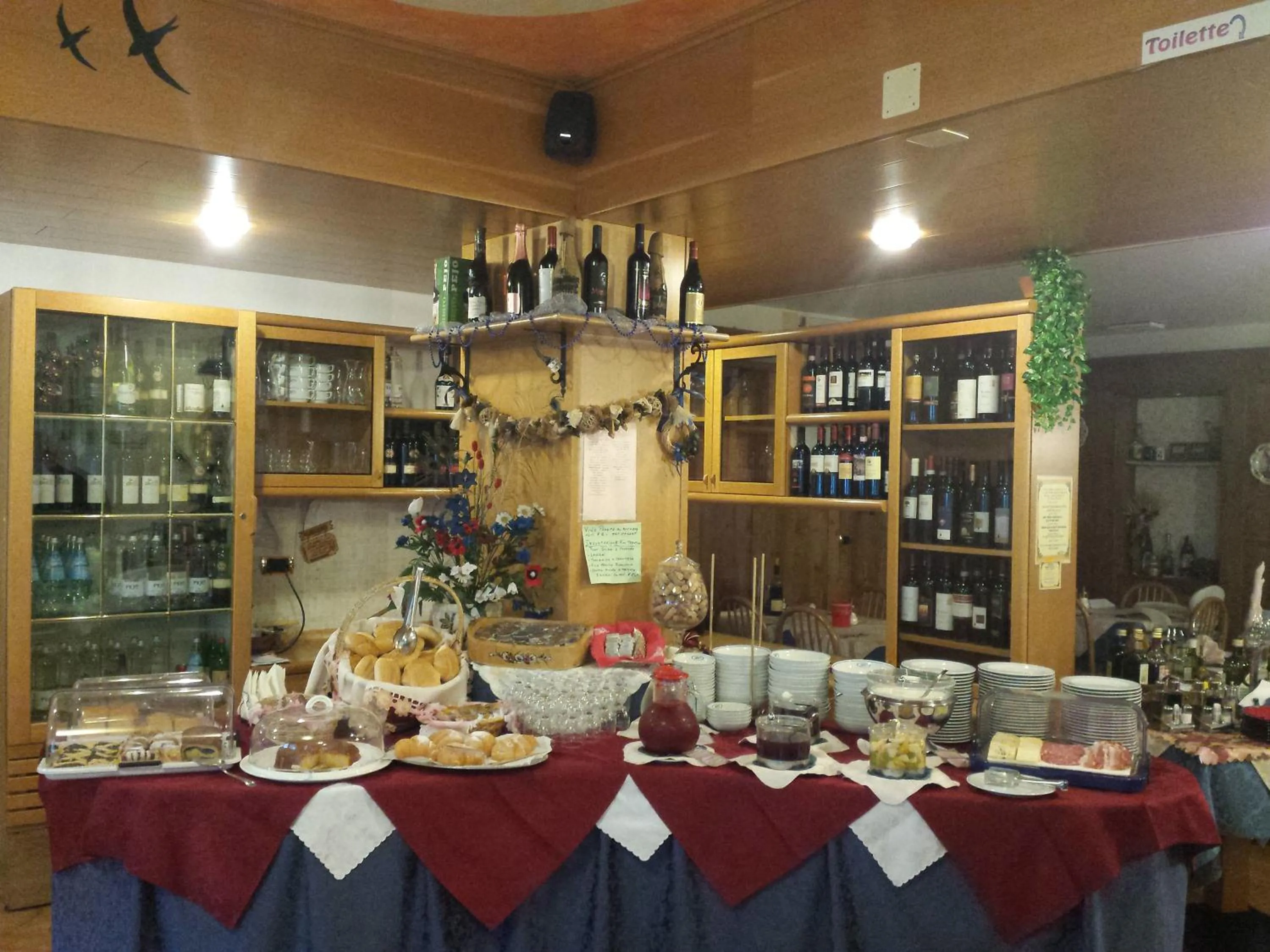 Food and drinks in Hotel Ortles Dolomiti Walking & Spa