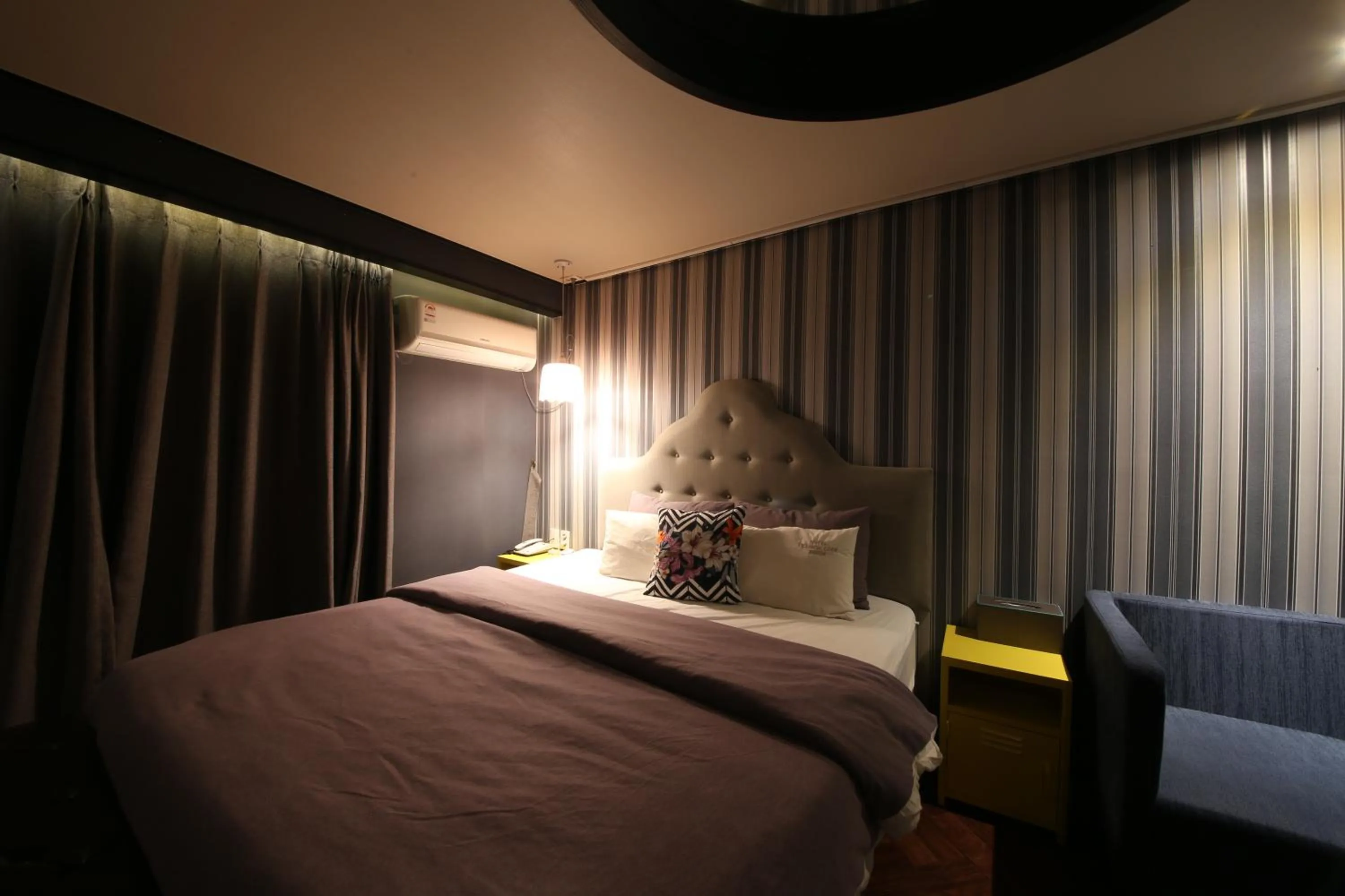 Bed in Hotel Frenchcode