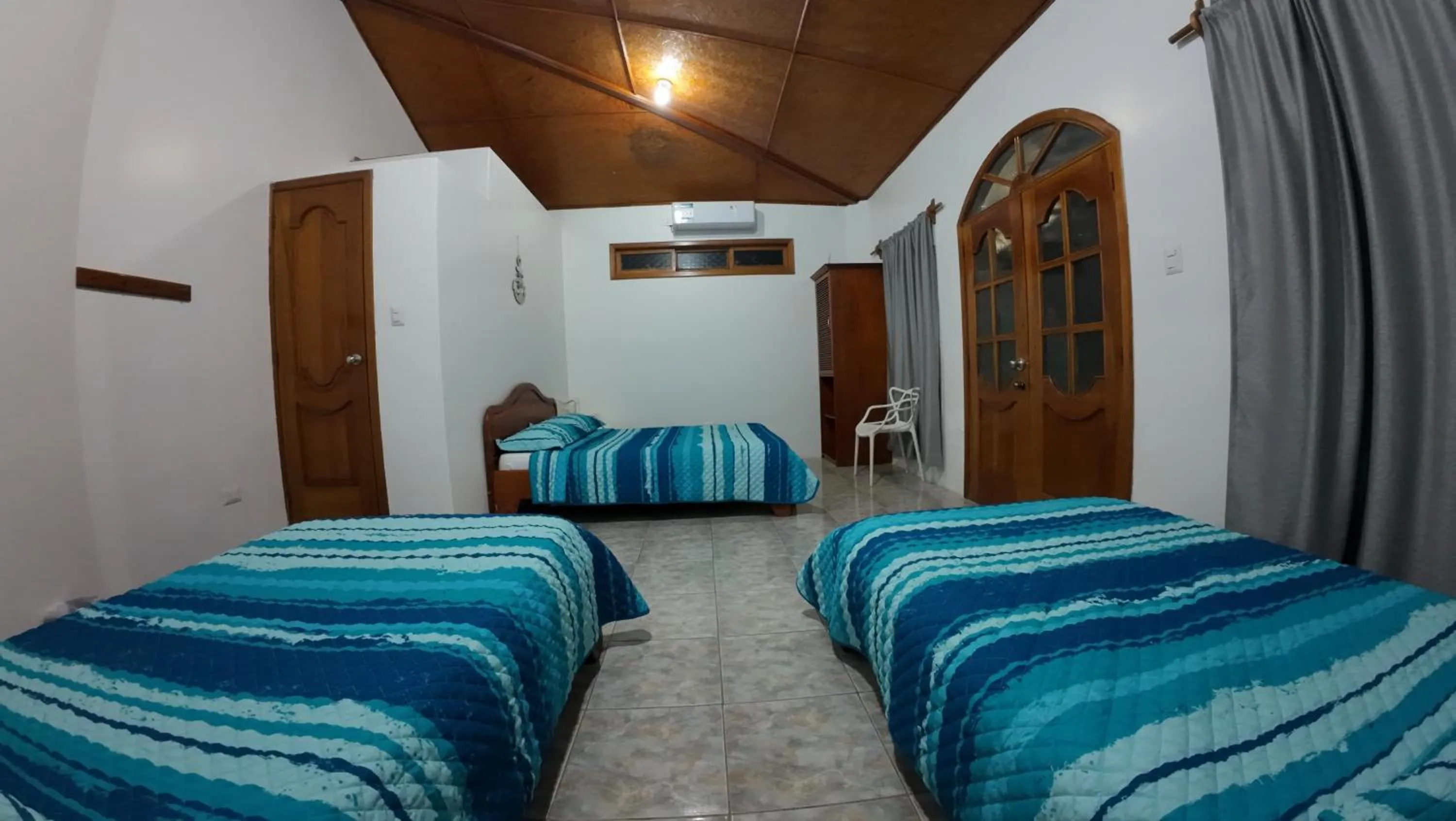 Bed in Hostal Neptuno - Poseidon