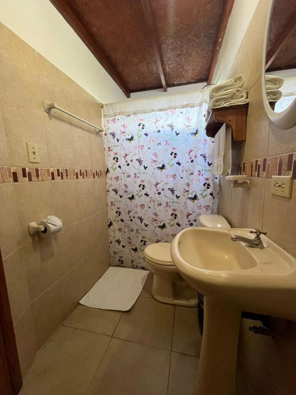 Shower in Hostal Neptuno - Poseidon