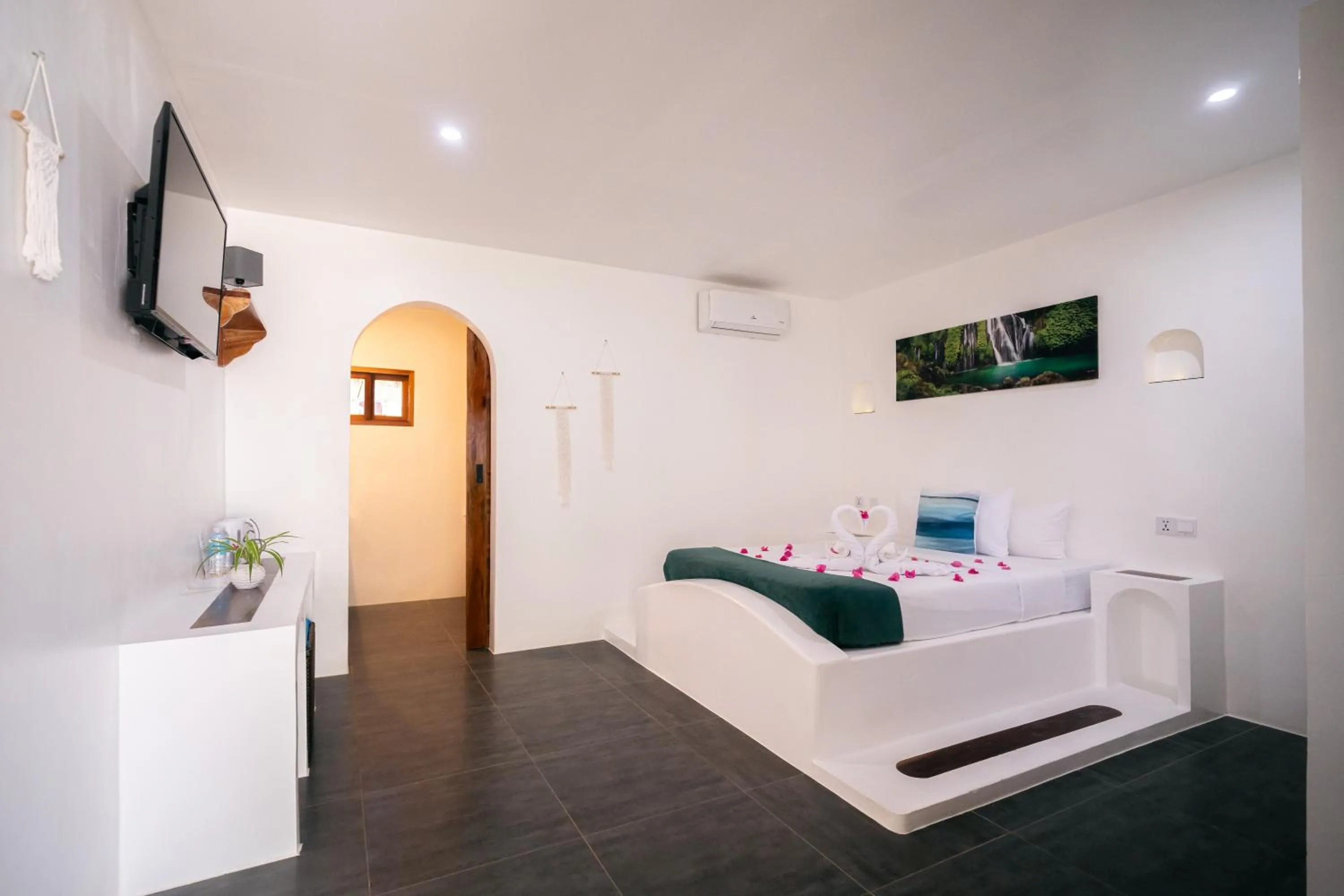 Secret paradise moalboal