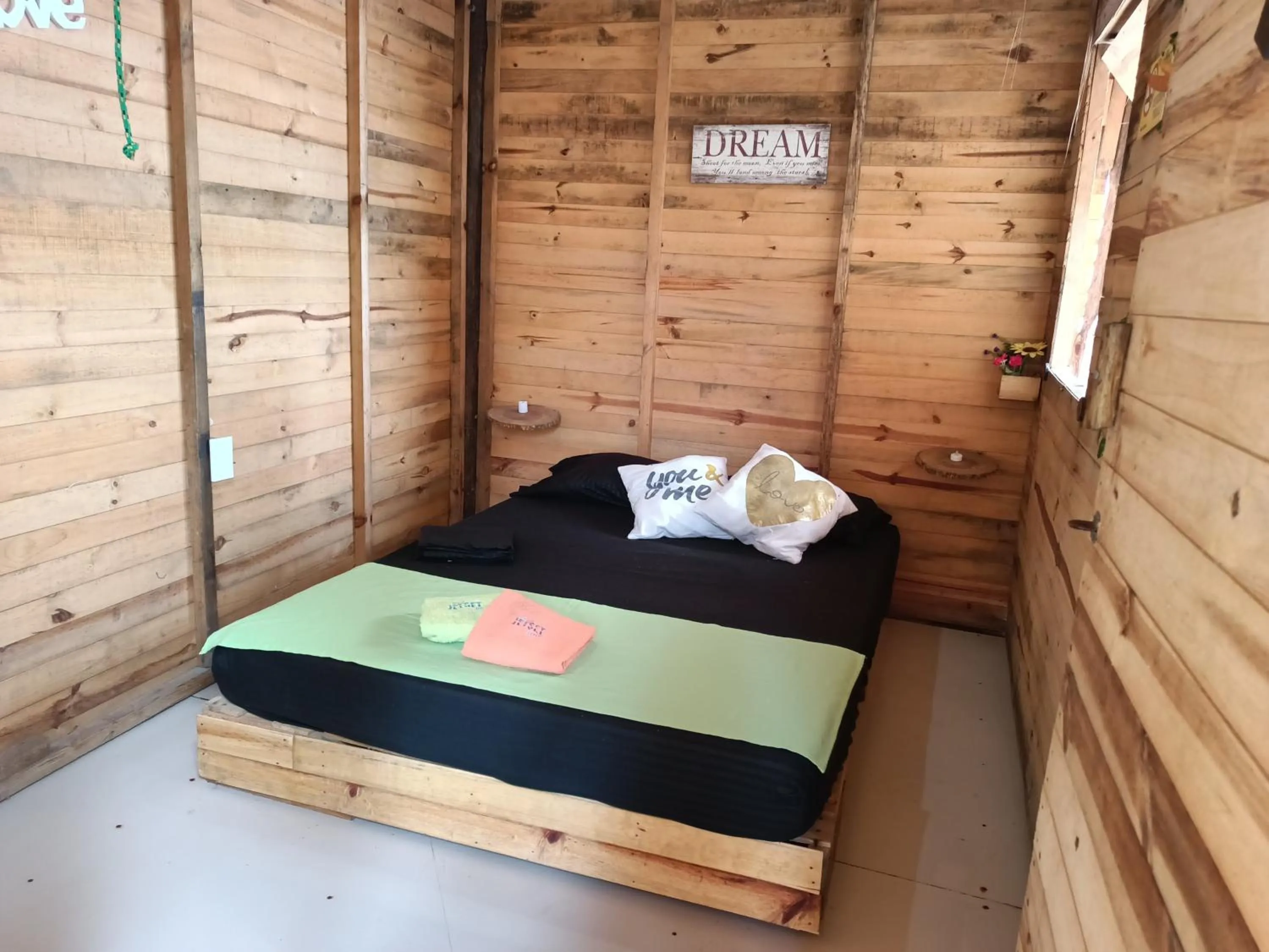 Photo of the whole room, Bed in Baru Jet Set Beach & Hostal