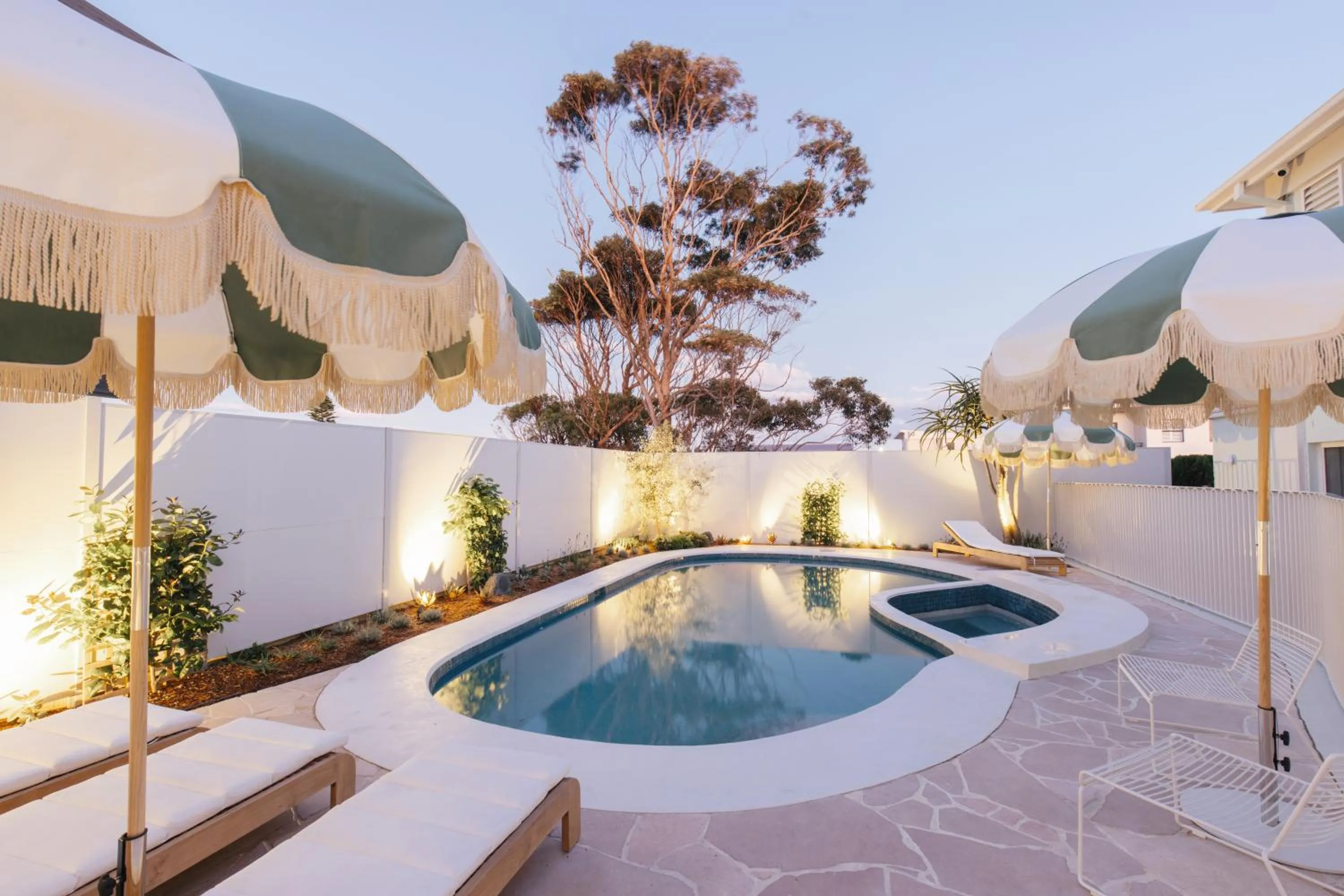 Swimming pool in Motel Molly - Boutique Hotel Mollymook