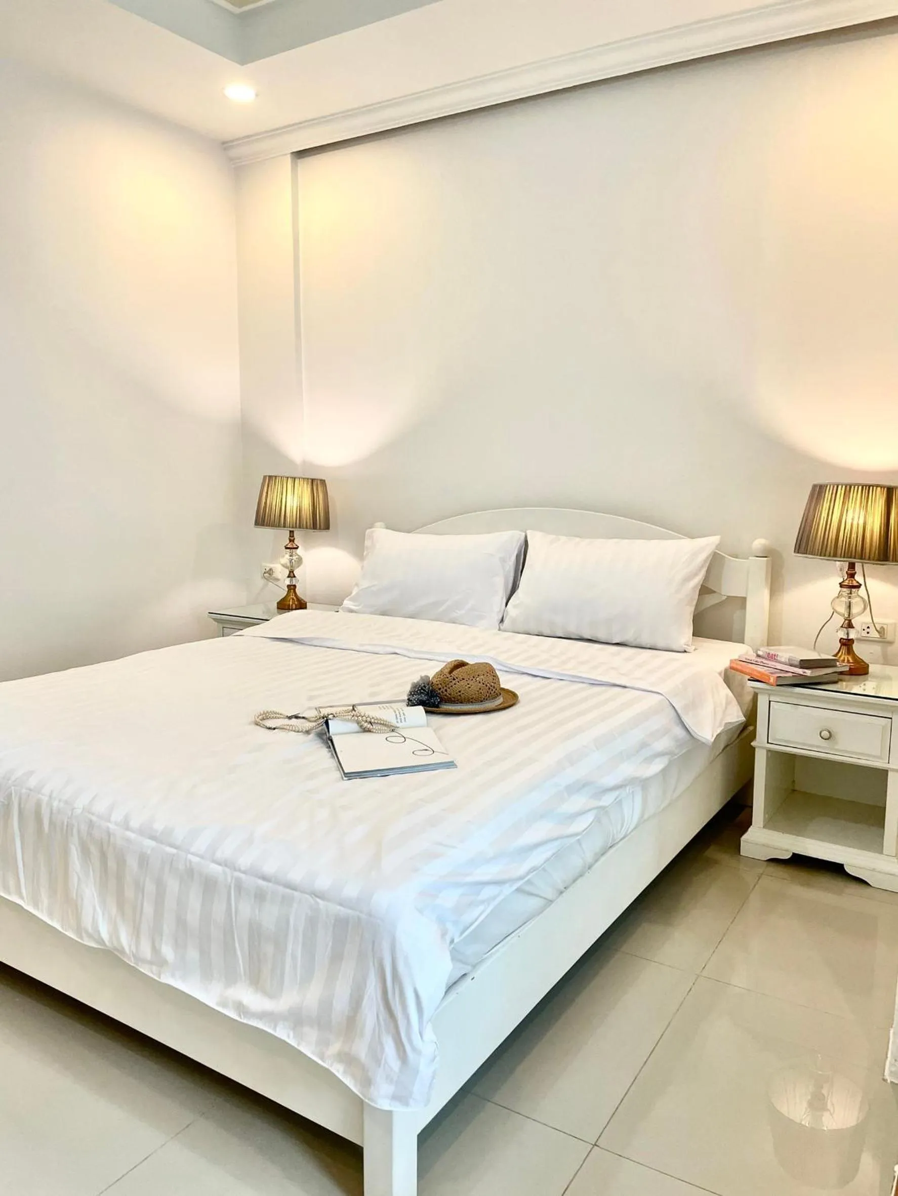 Bedroom, Bed in Aora Boutique Hotel Sutthisan