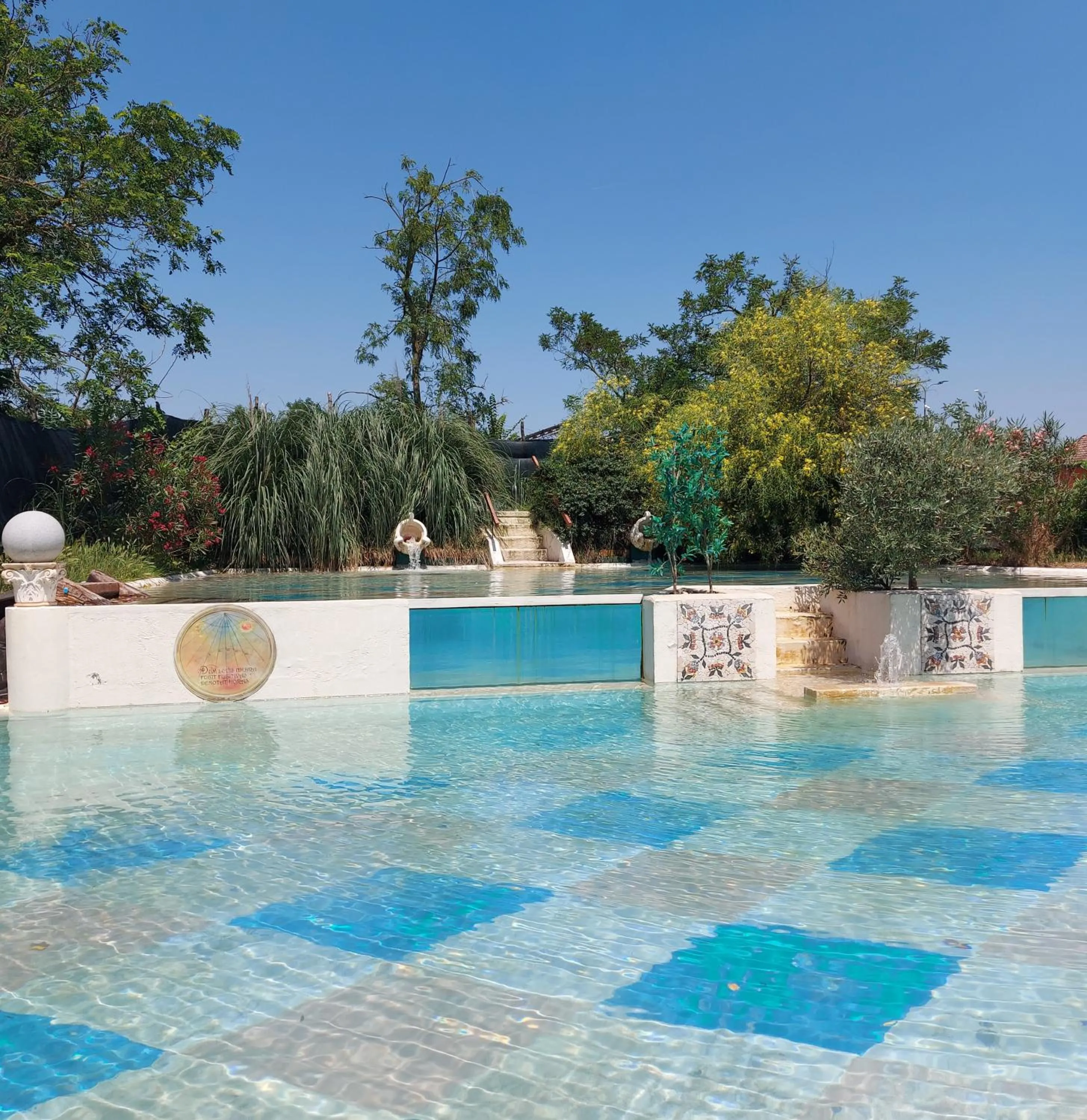 Open Air Bath in Agriturismo Cascina Madonnina