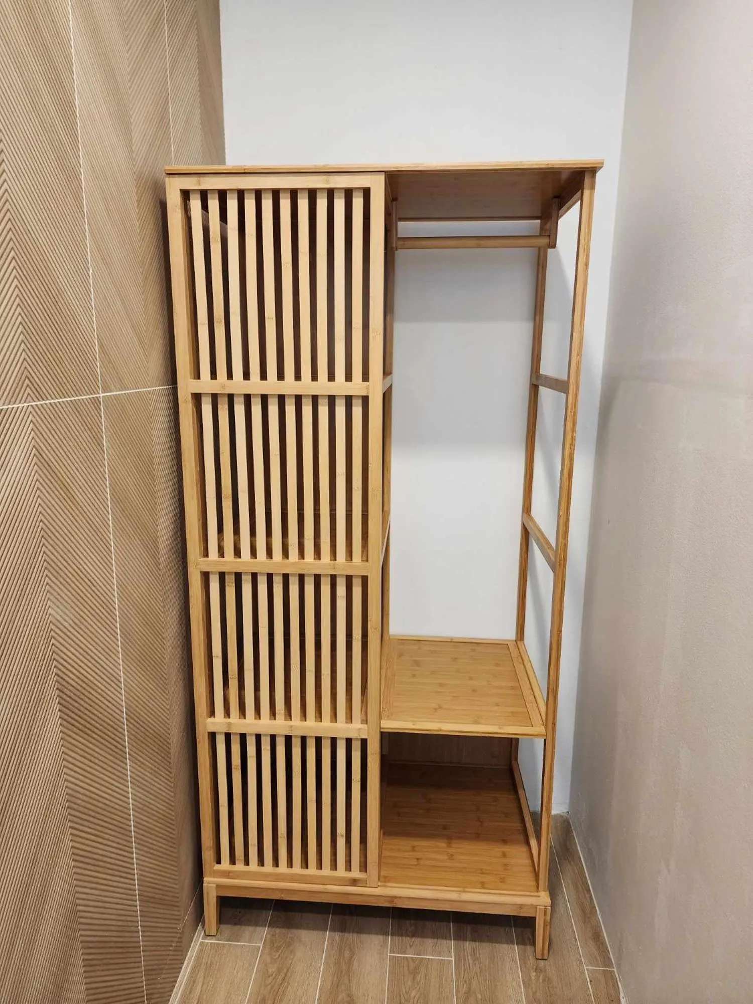 wardrobe in Lo-Ha Guest house, Contactless Check-in