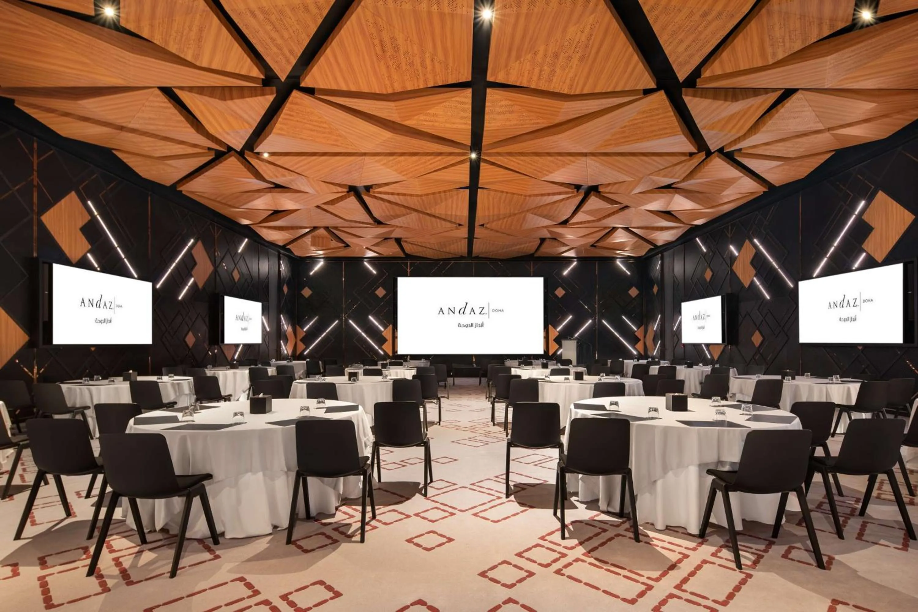 Lobby or reception in Andaz Doha, by Hyatt