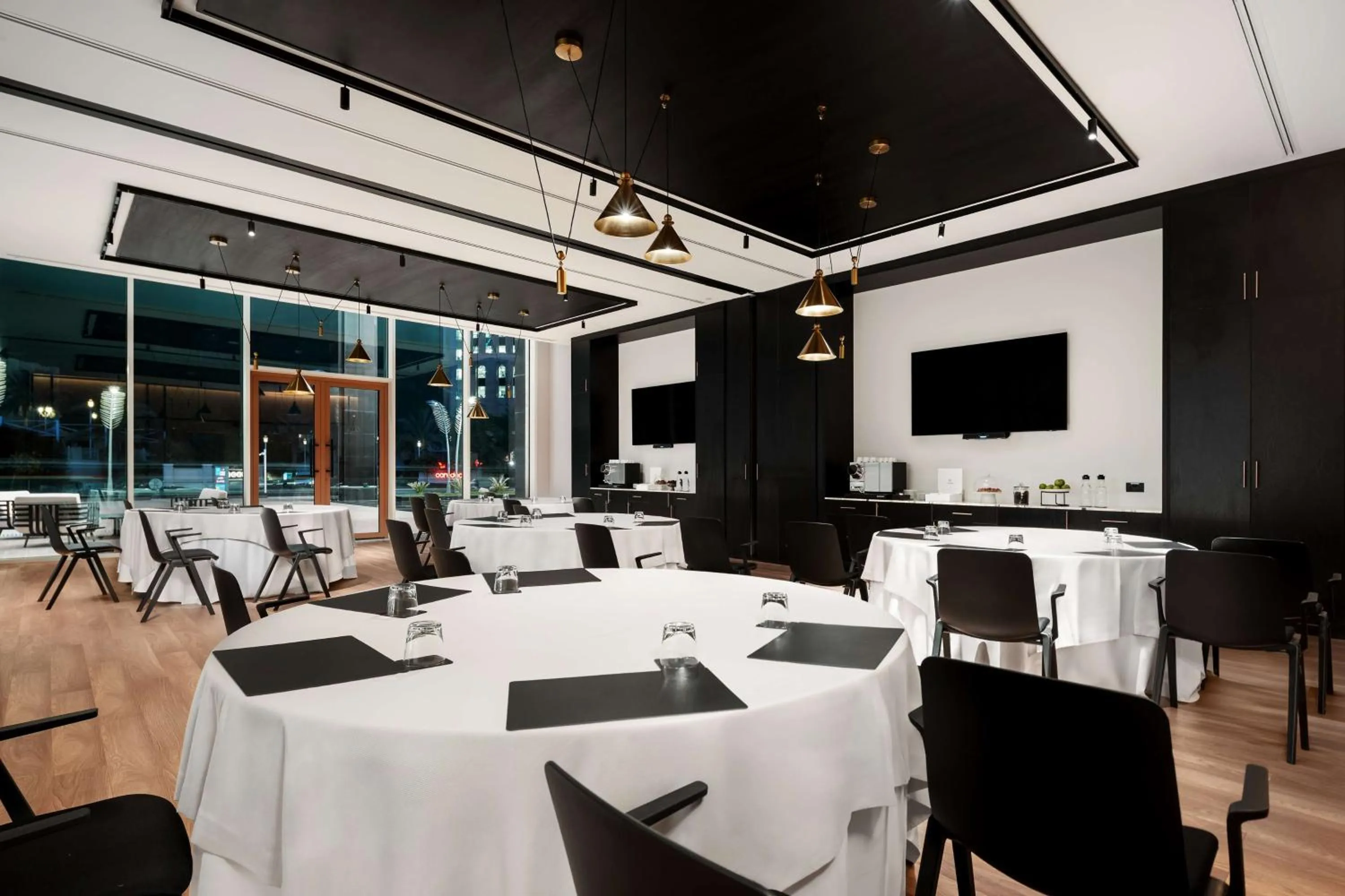 Meeting/conference room in Andaz Doha, by Hyatt