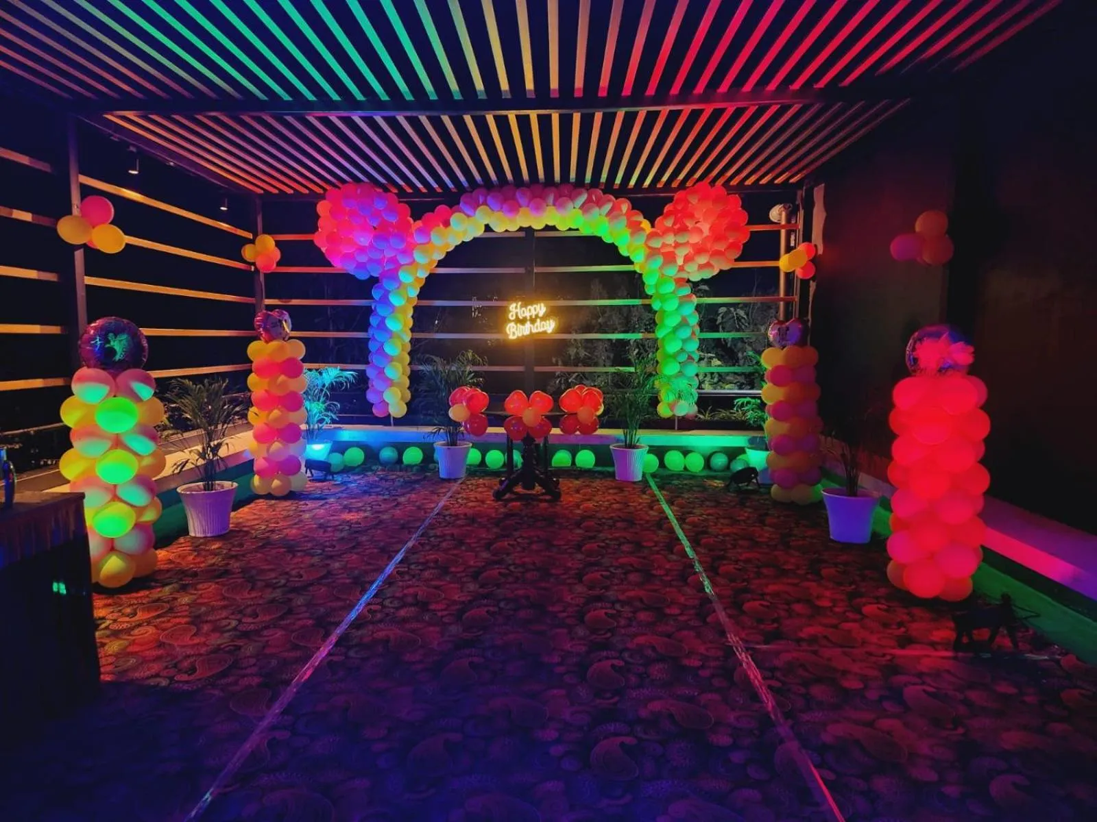 THE GREENSTAR INN PREMIUM