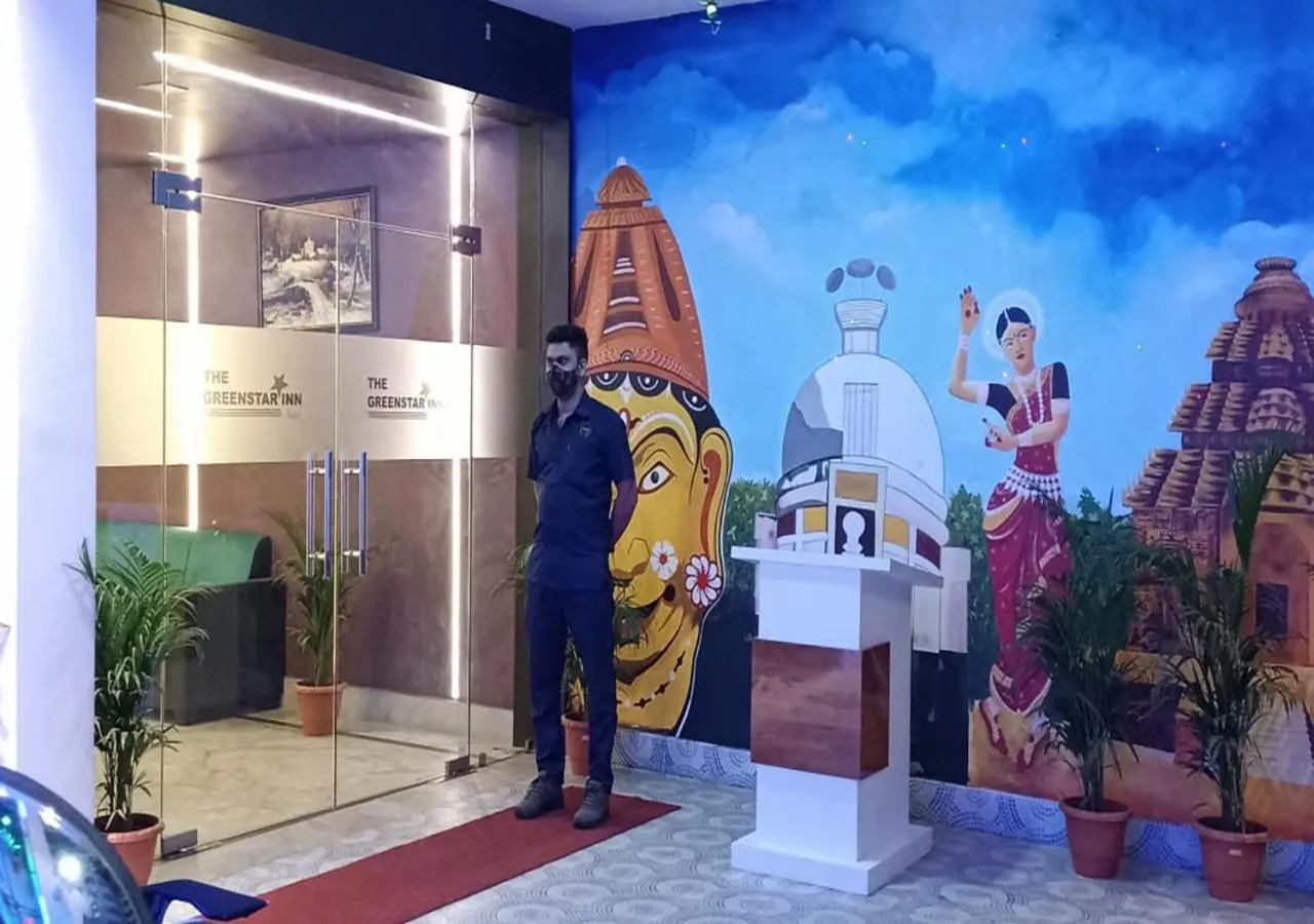 Staff in THE GREENSTAR INN PREMIUM