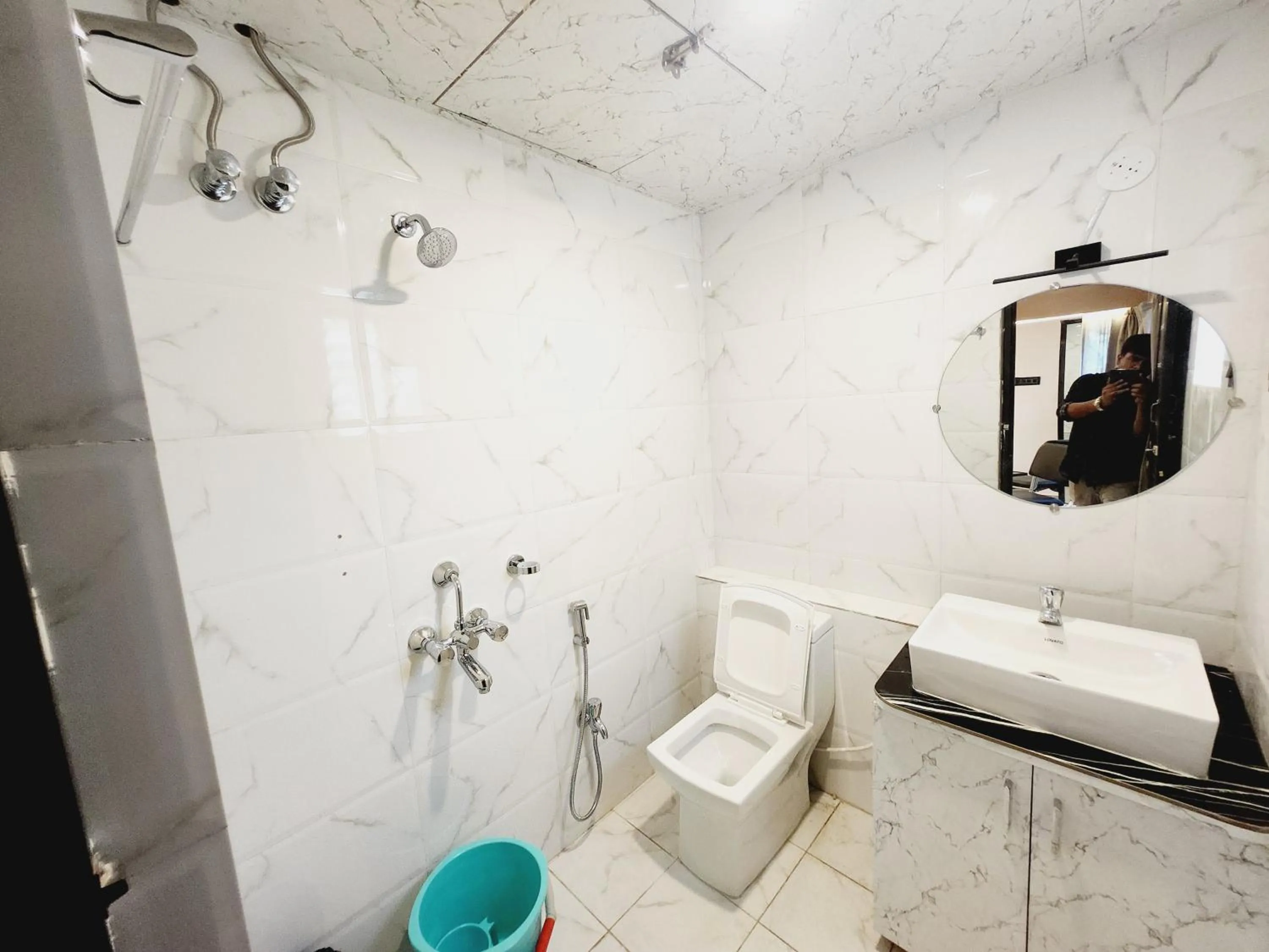 THE GREENSTAR INN PREMIUM