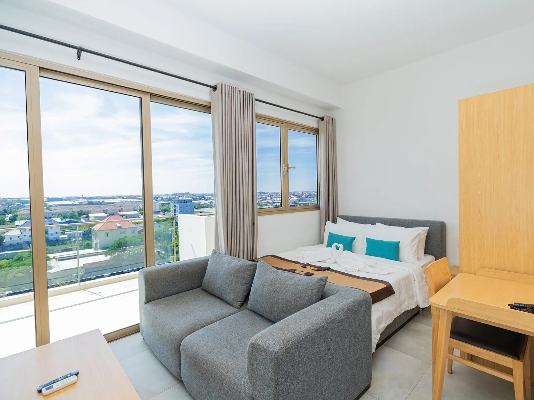 Balcony/Terrace, Bed in 85 SOHO Hotel & Apartment