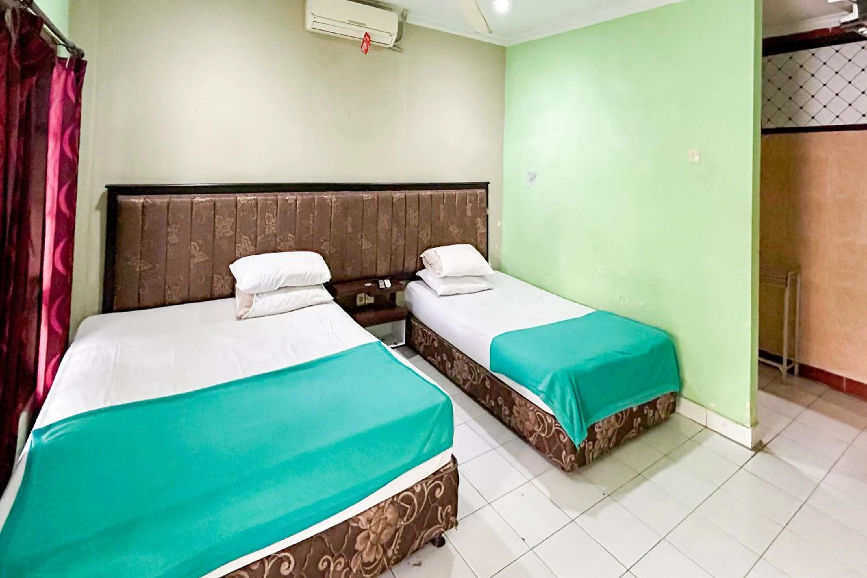 Bedroom, Bed in Batukaru Garden Hotel Ubung Denpasar