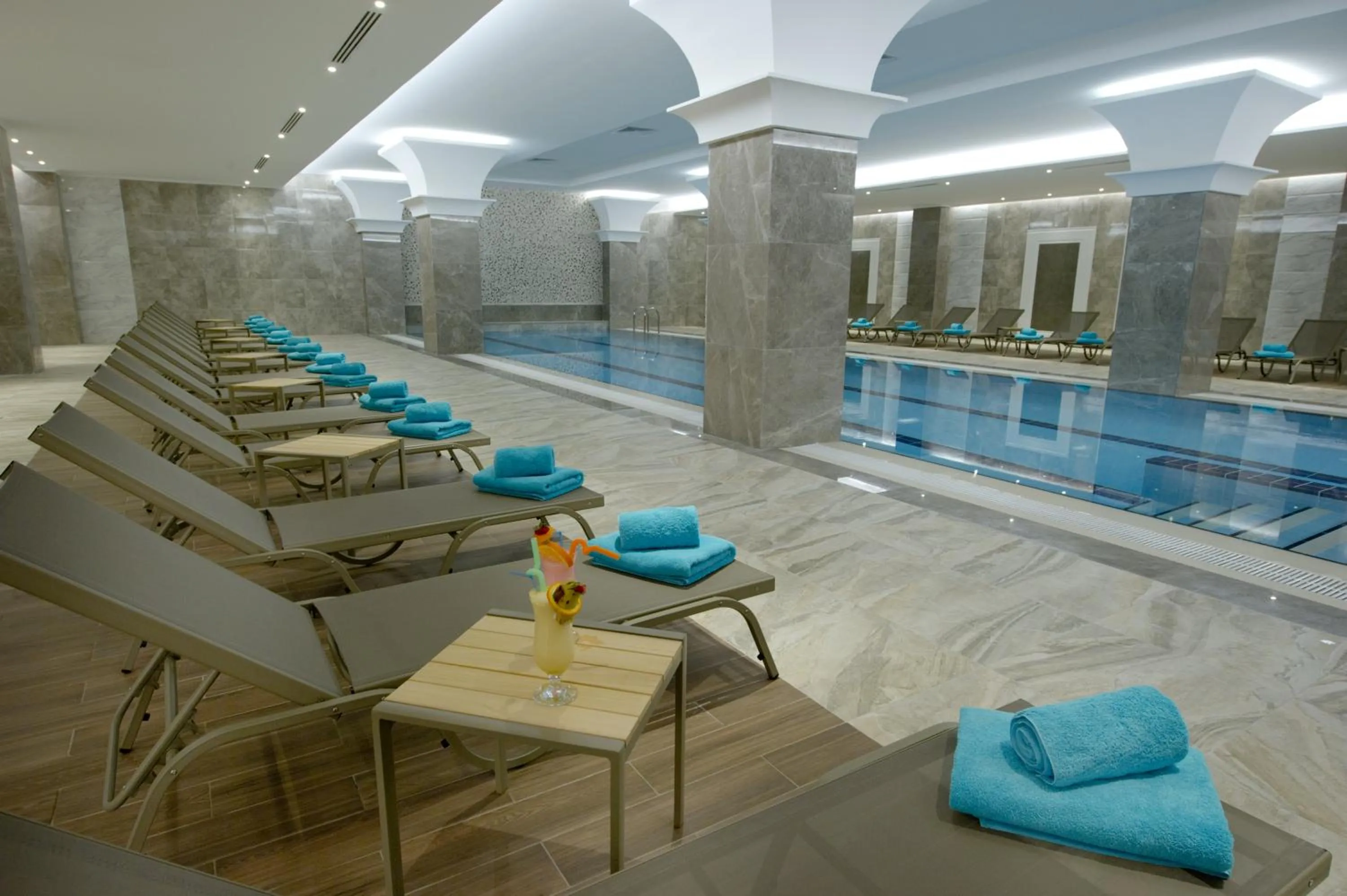 Swimming pool in ALUSSO THERMAL HOTEL SPA