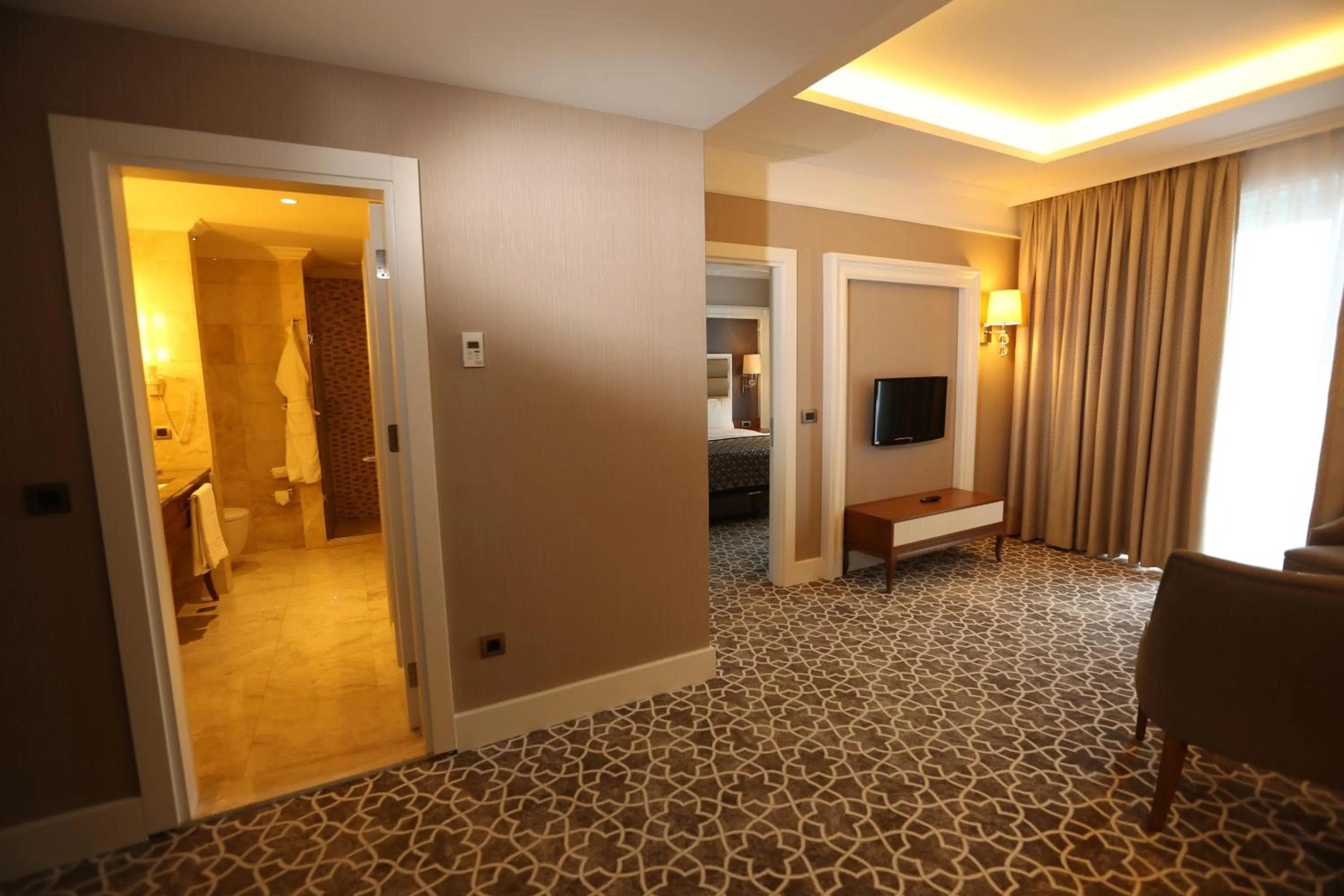 ALUSSO THERMAL HOTEL SPA