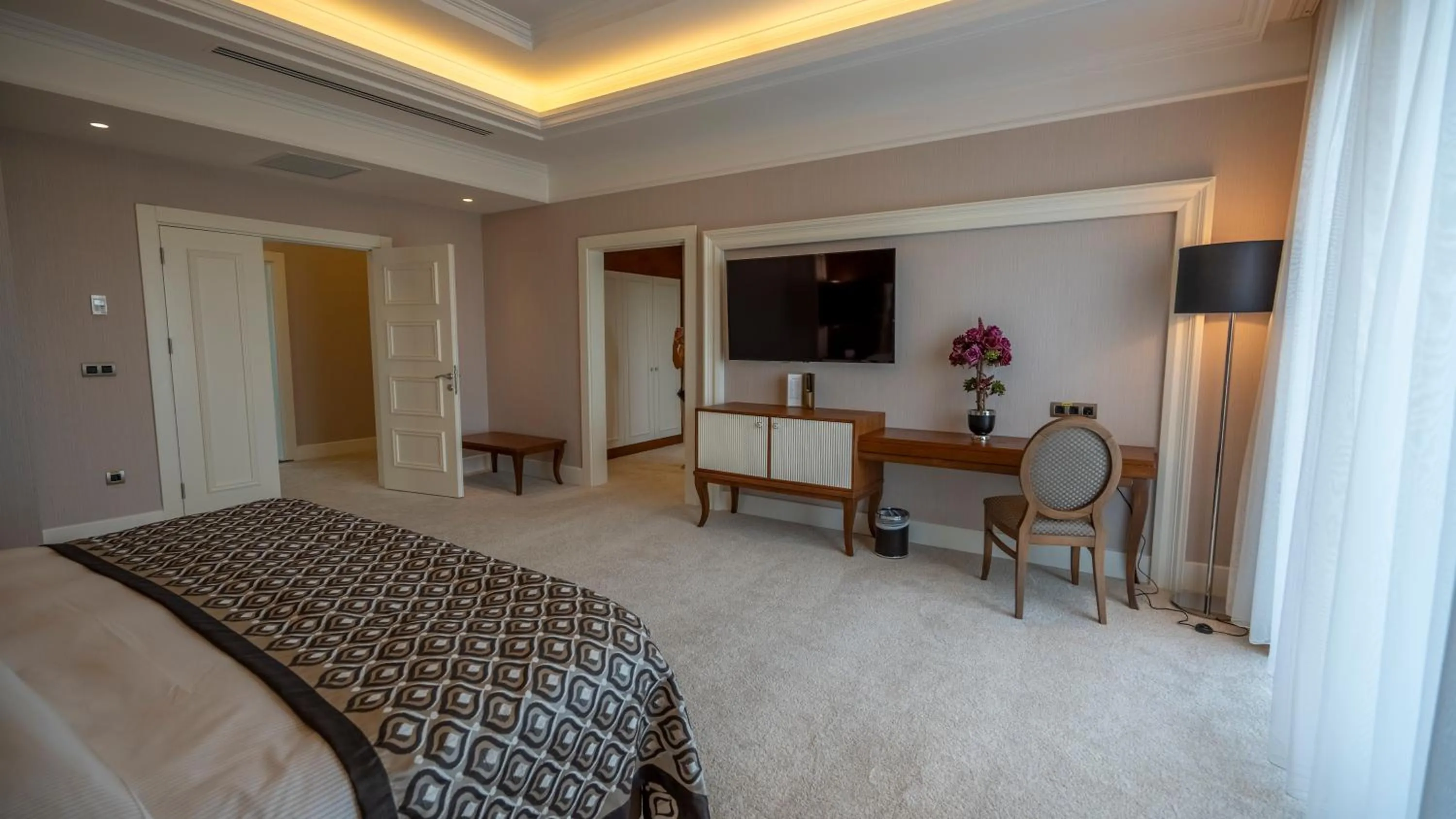 ALUSSO THERMAL HOTEL SPA