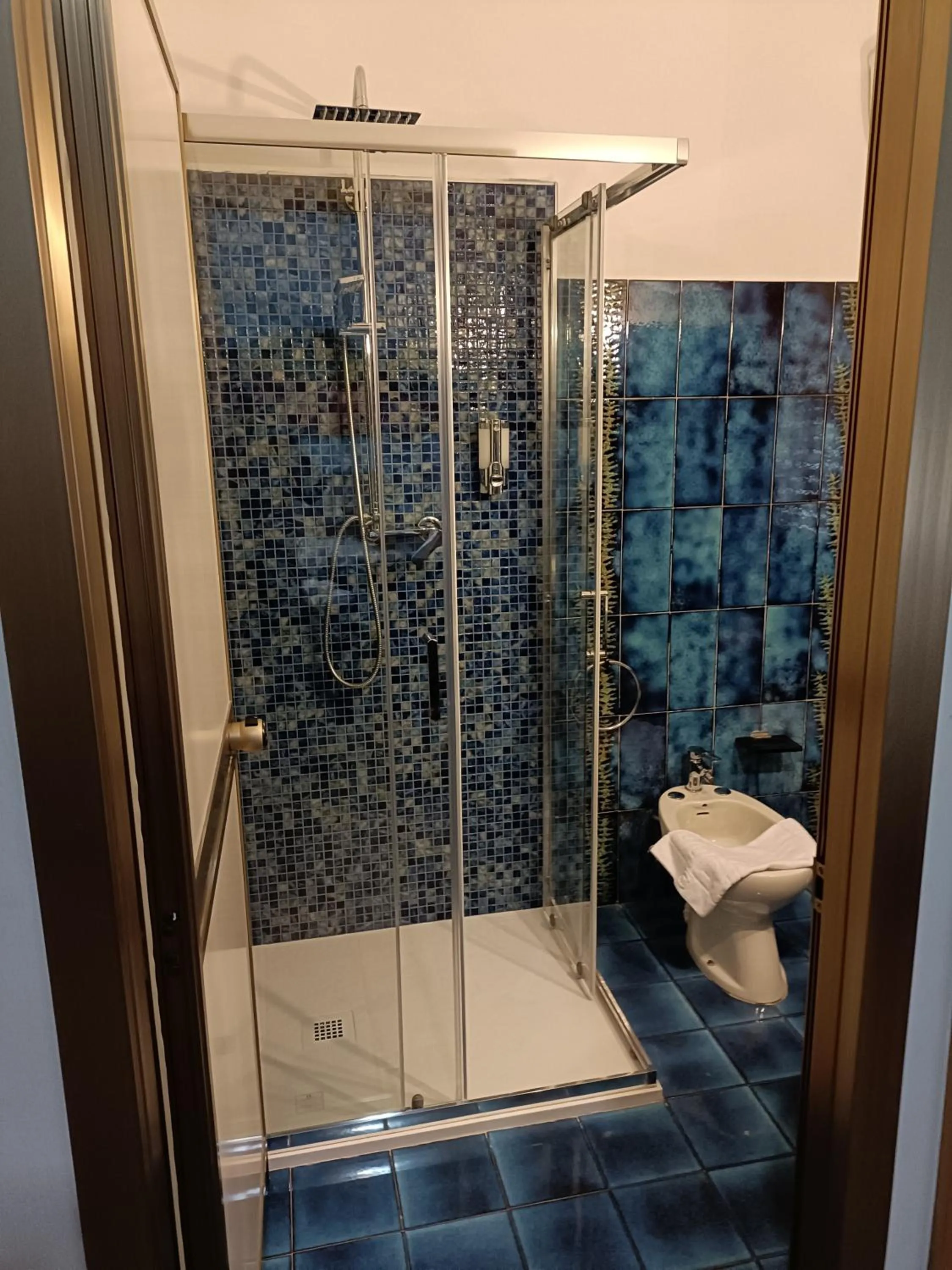 Bathroom in Hotel Alba Serravalle