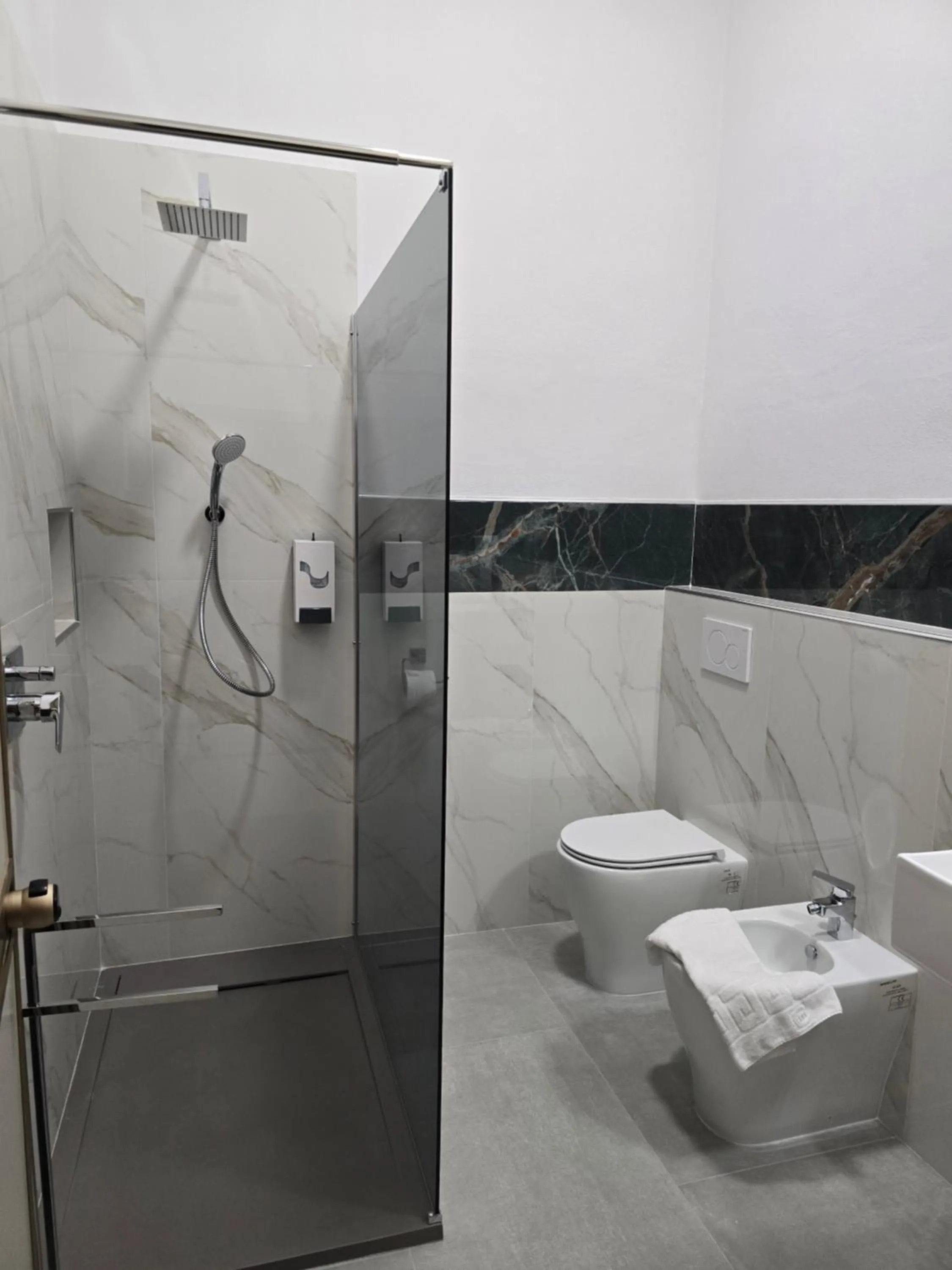 Hotel Alba Serravalle