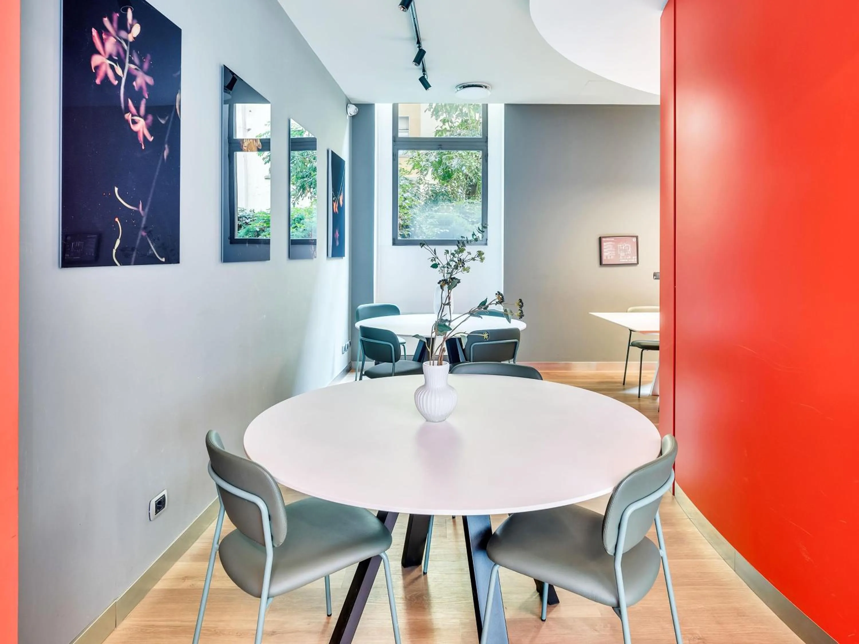 Lobby or reception in B&B Hotel Milano Aosta