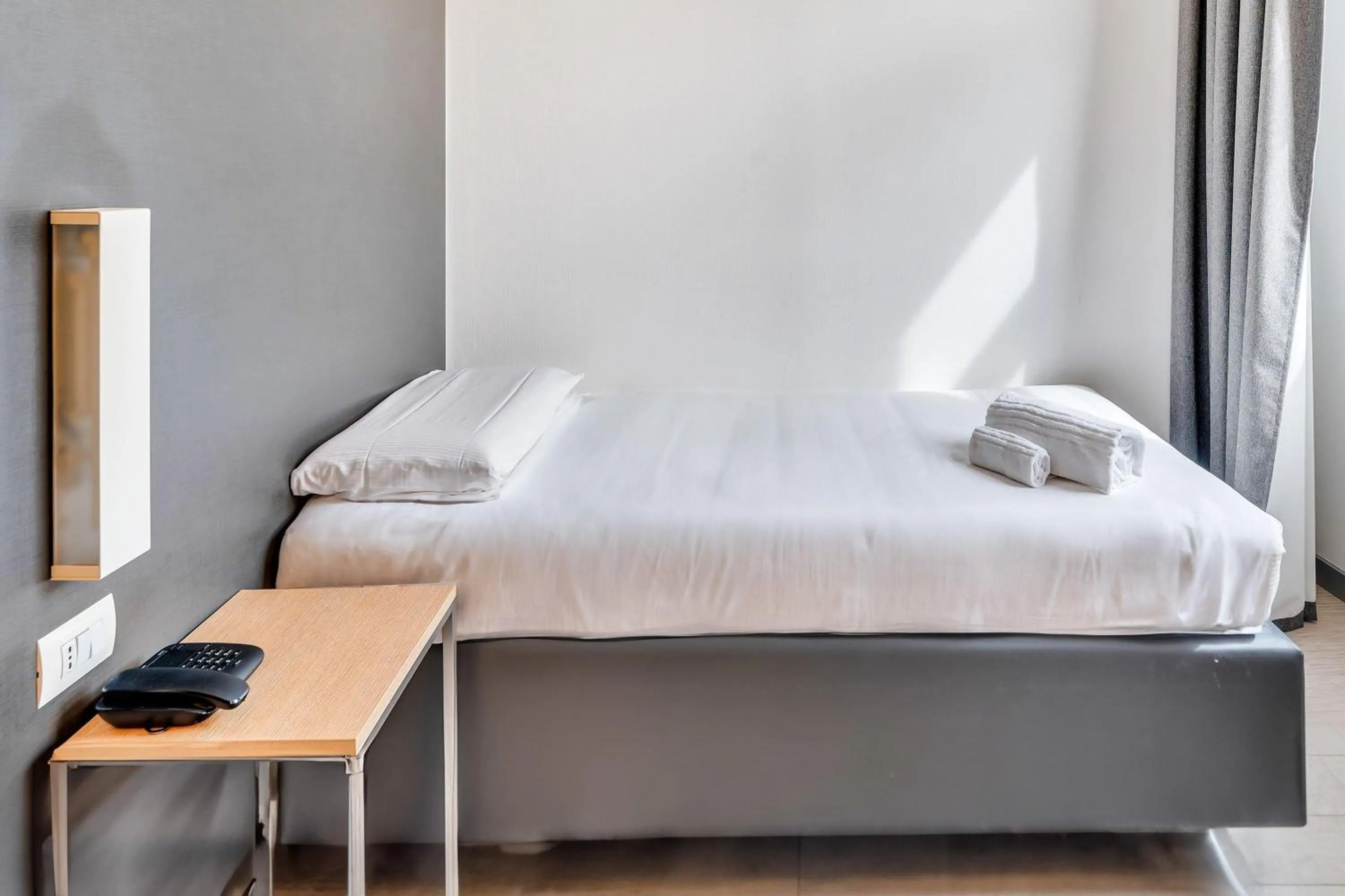 Photo of the whole room, Bed in B&B Hotel Milano Aosta