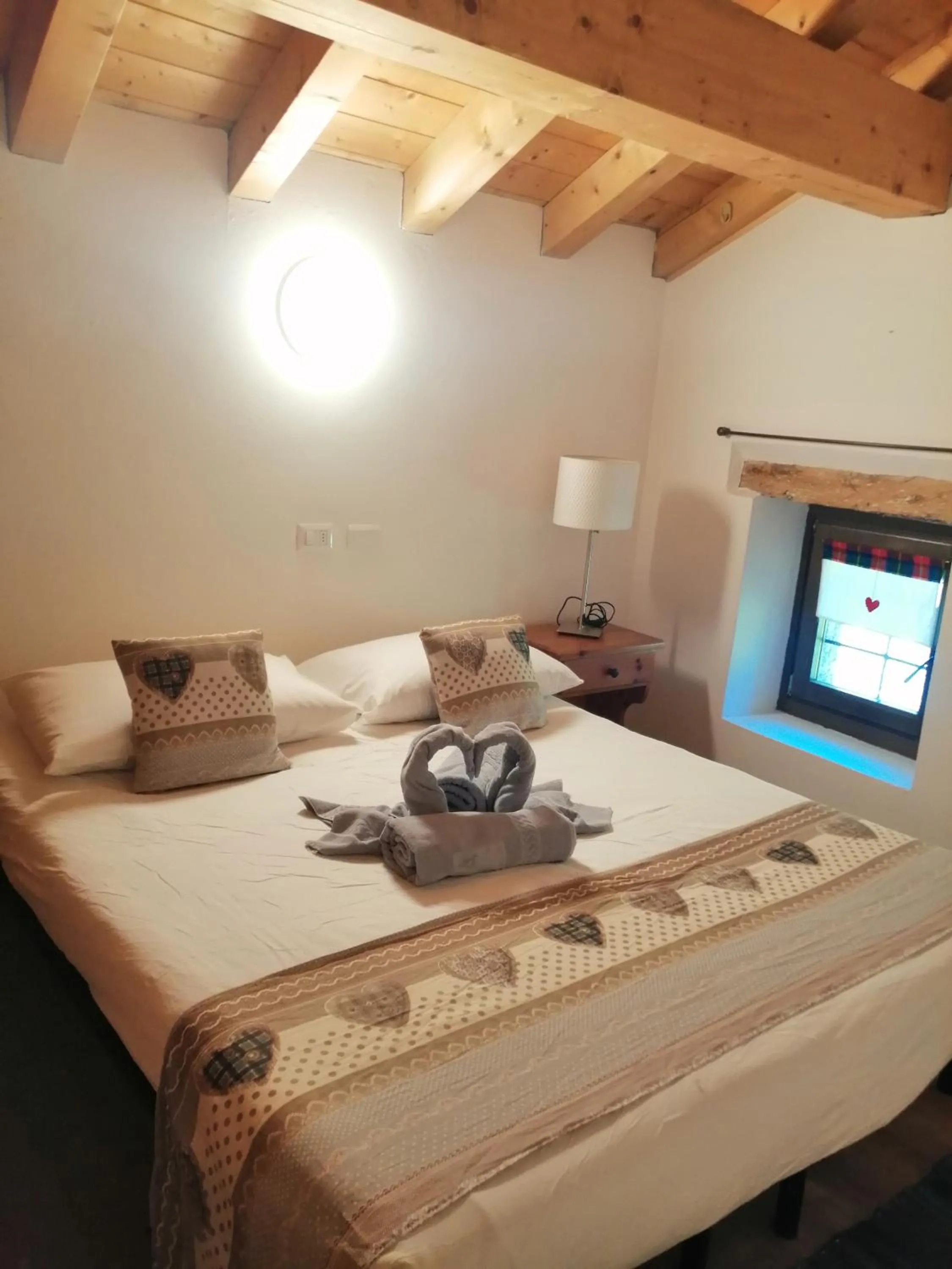 Bed in Albergo Casa Alpina San Luigi