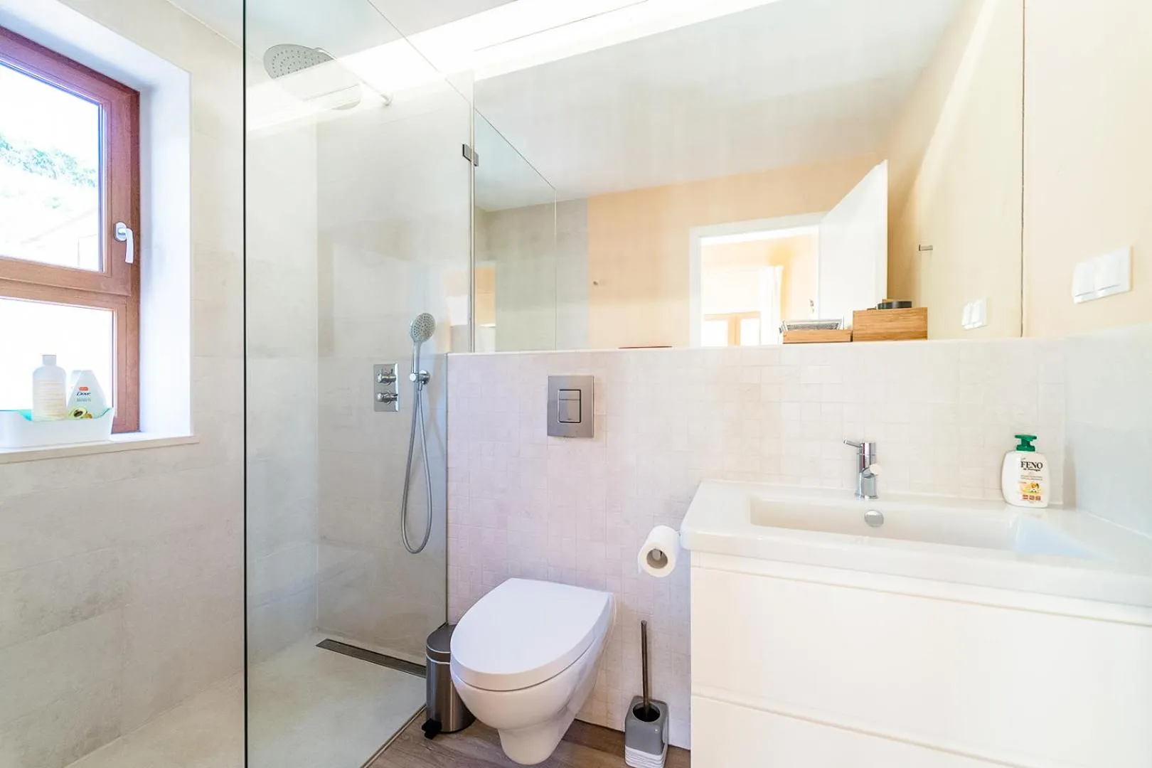 Shower in Salthouse Portugal - Exclusive East Apartment