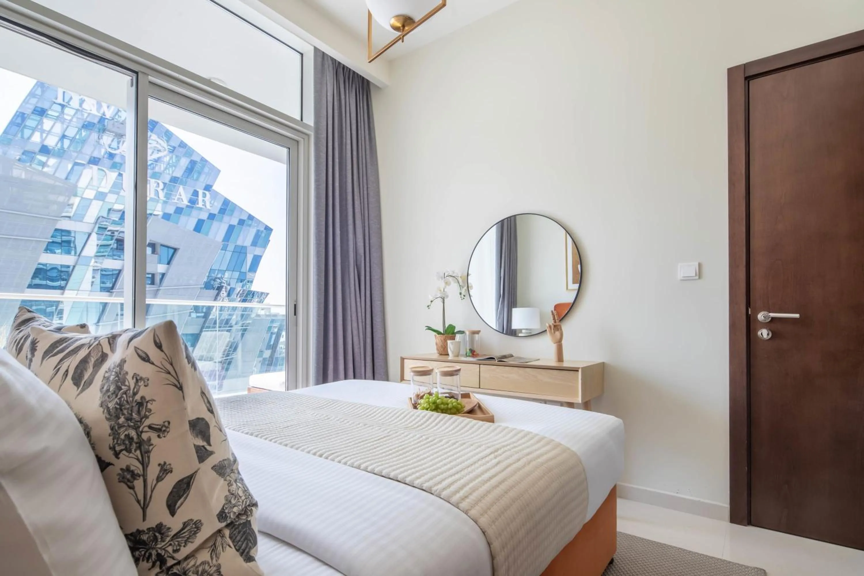 Bed in Frank Porter - Vera Residence