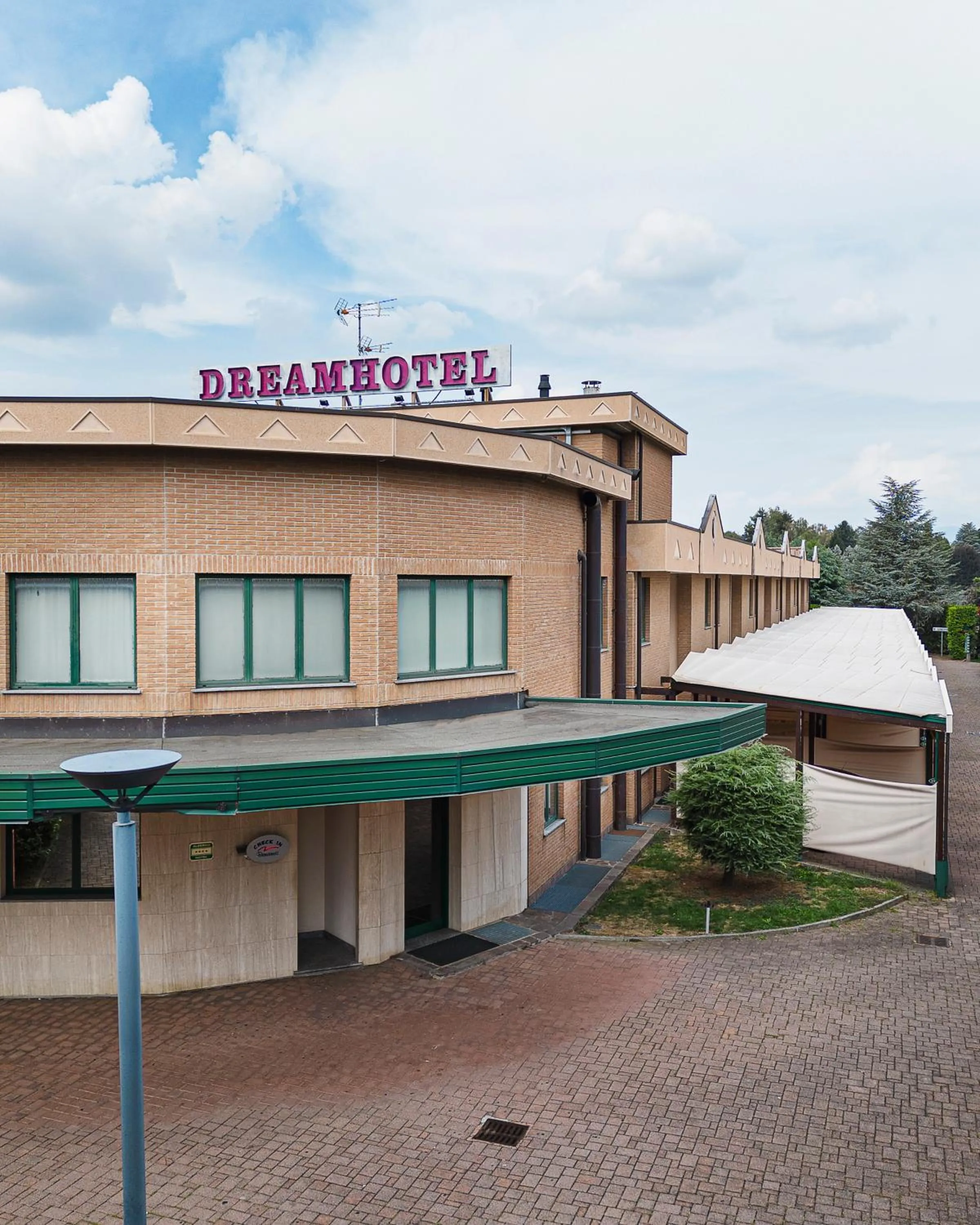 Property building in Dreamhotel