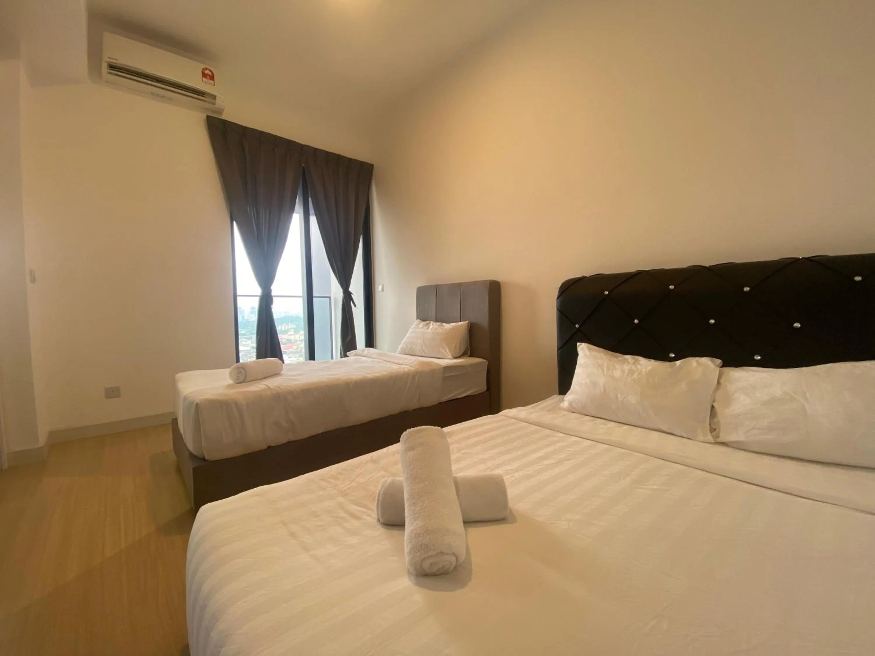 Bed in Infini Suites@ Continew Residence KL