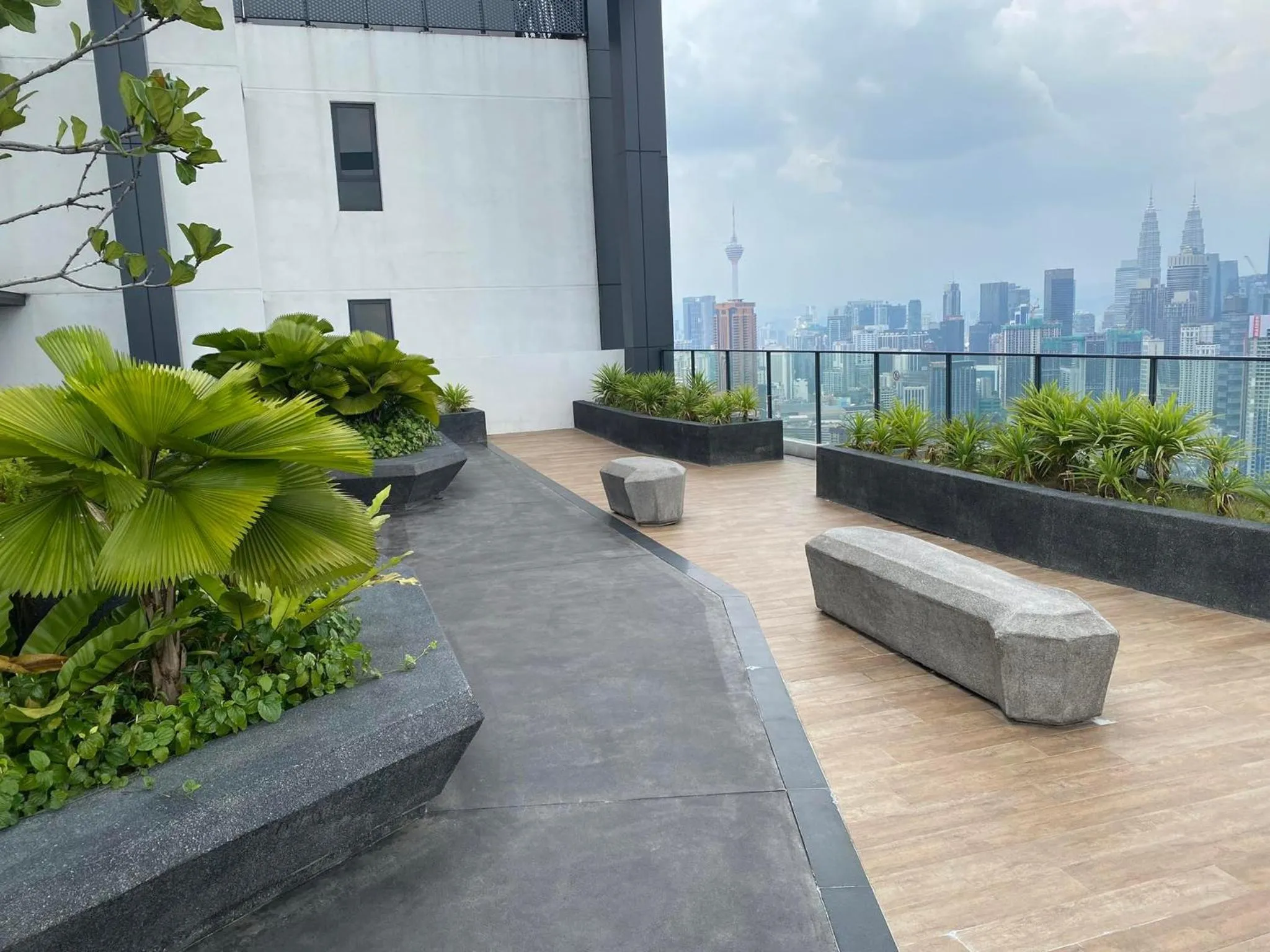 Infini Suites@ Continew Residence KL