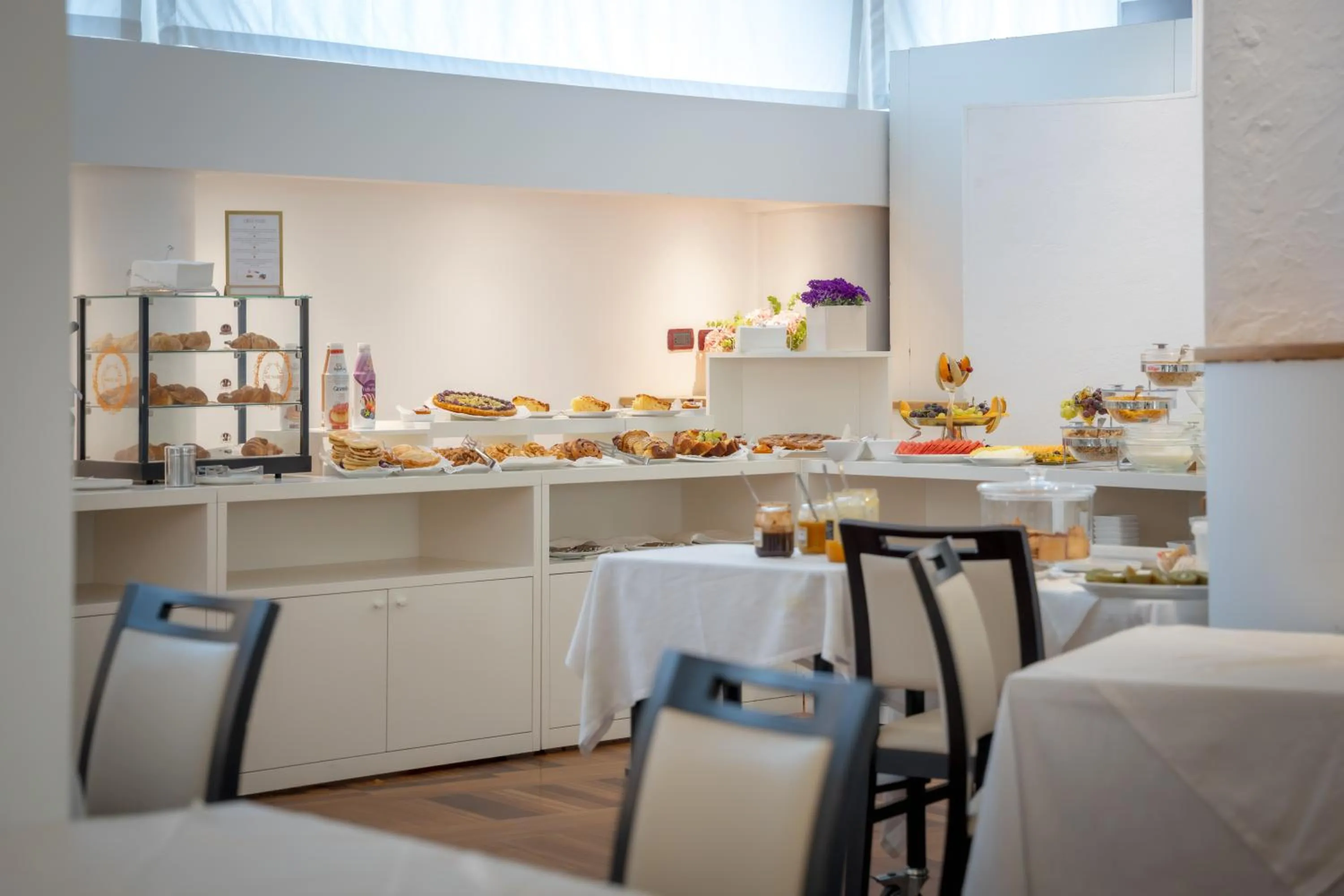 Buffet breakfast in Hotel Carlo Felice Sassari