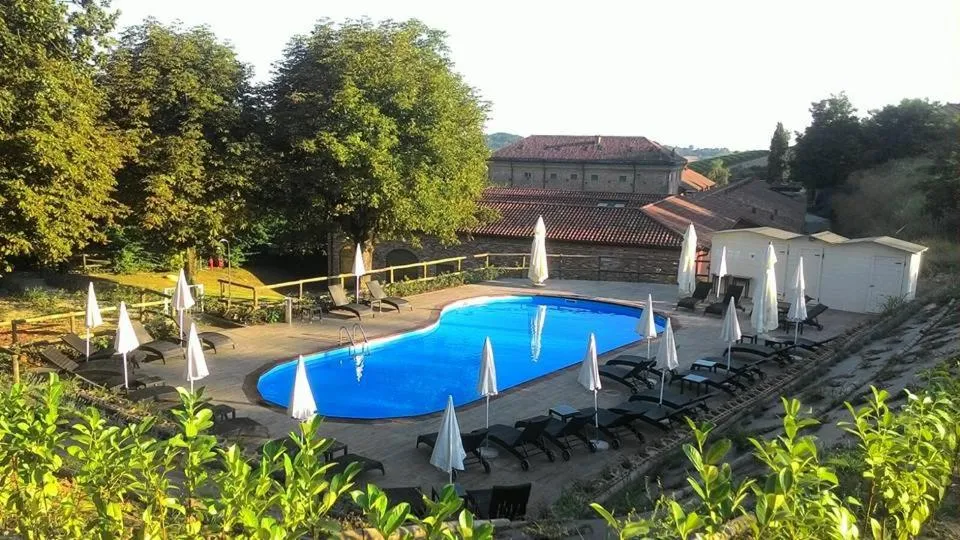 Swimming pool in Relais Sant'Uffizio Wellness & Spa